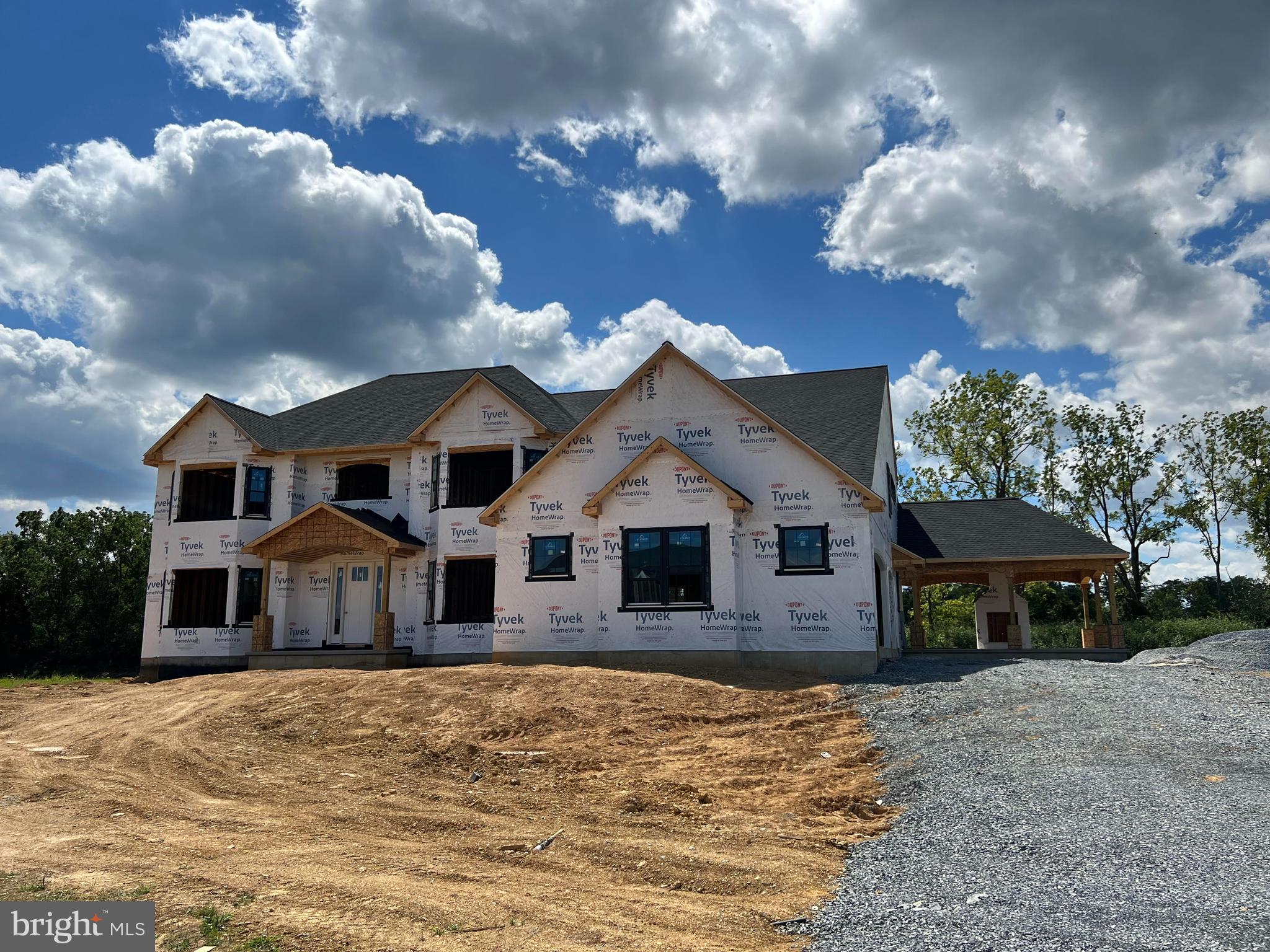 GREEN VALLEY CROSS - Residential