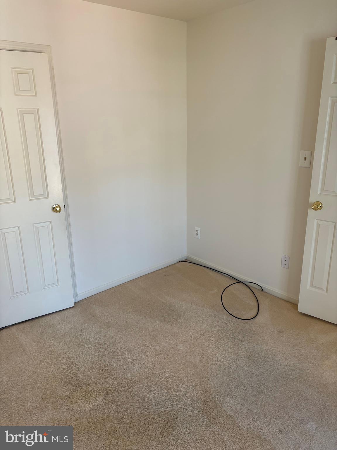 HIGHLAND HALL - Residential
