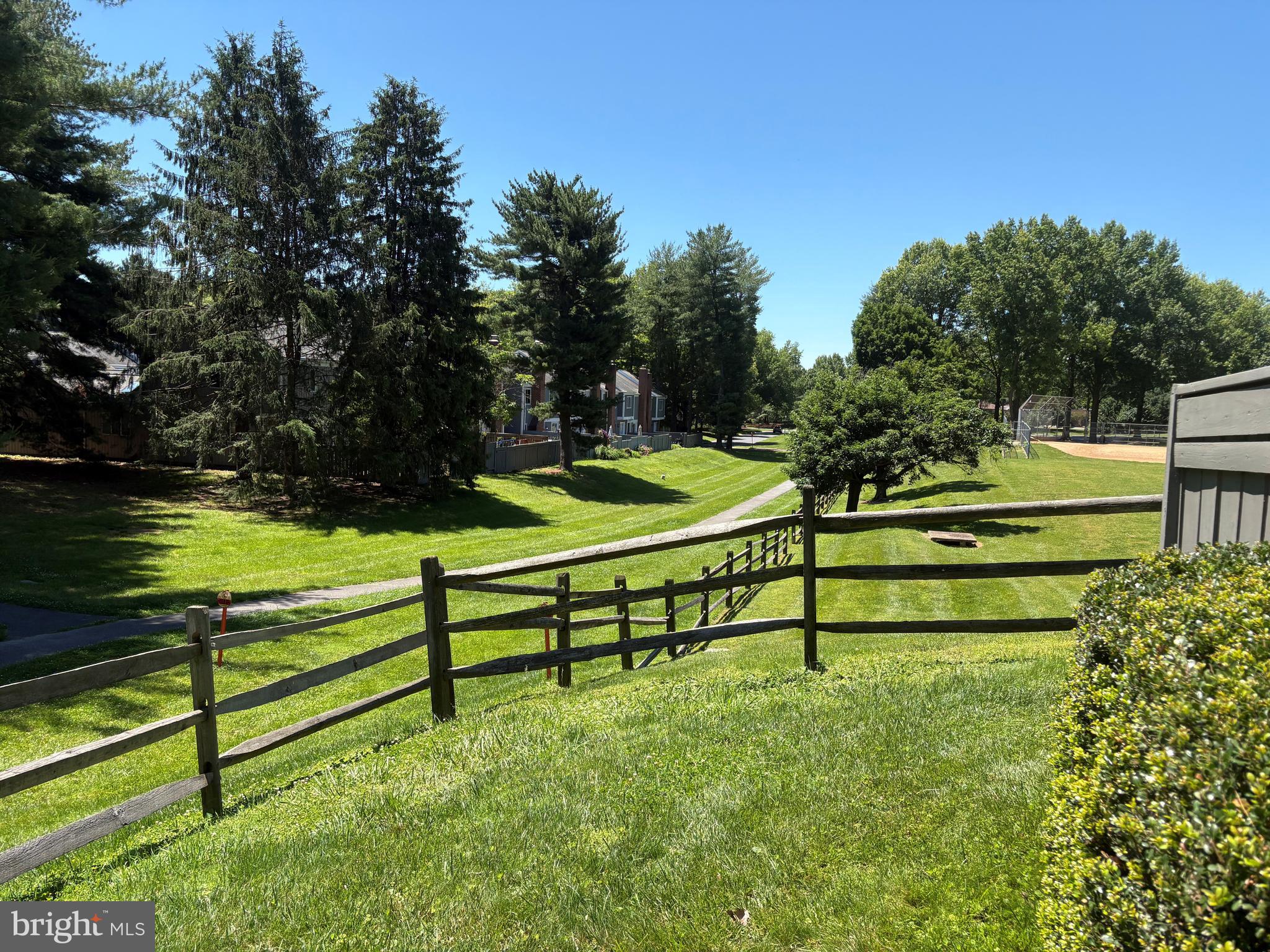 HIGHLAND HALL - Residential