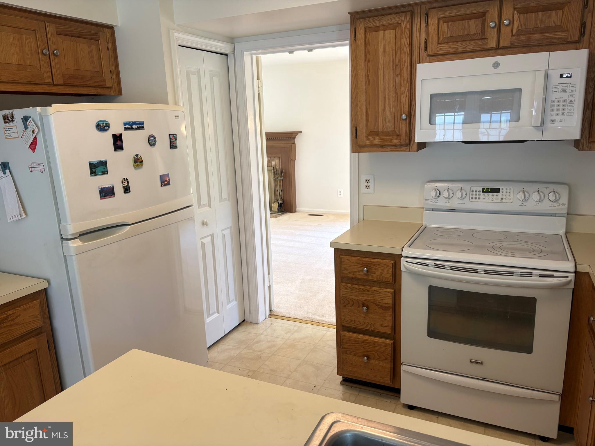 HIGHLAND HALL - Residential