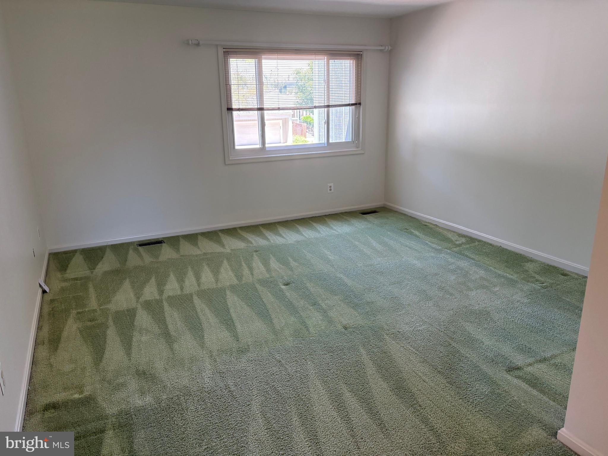 HIGHLAND HALL - Residential