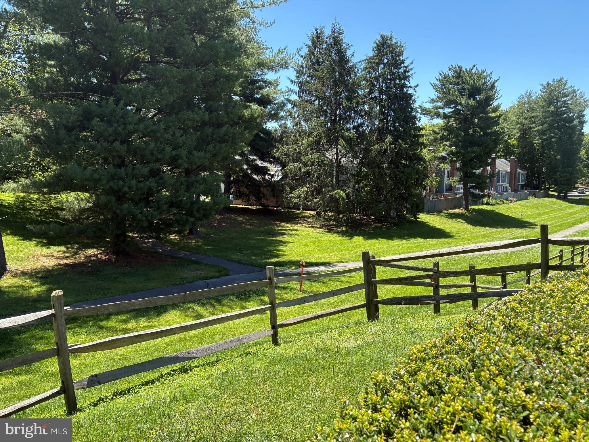 HIGHLAND HALL - Residential