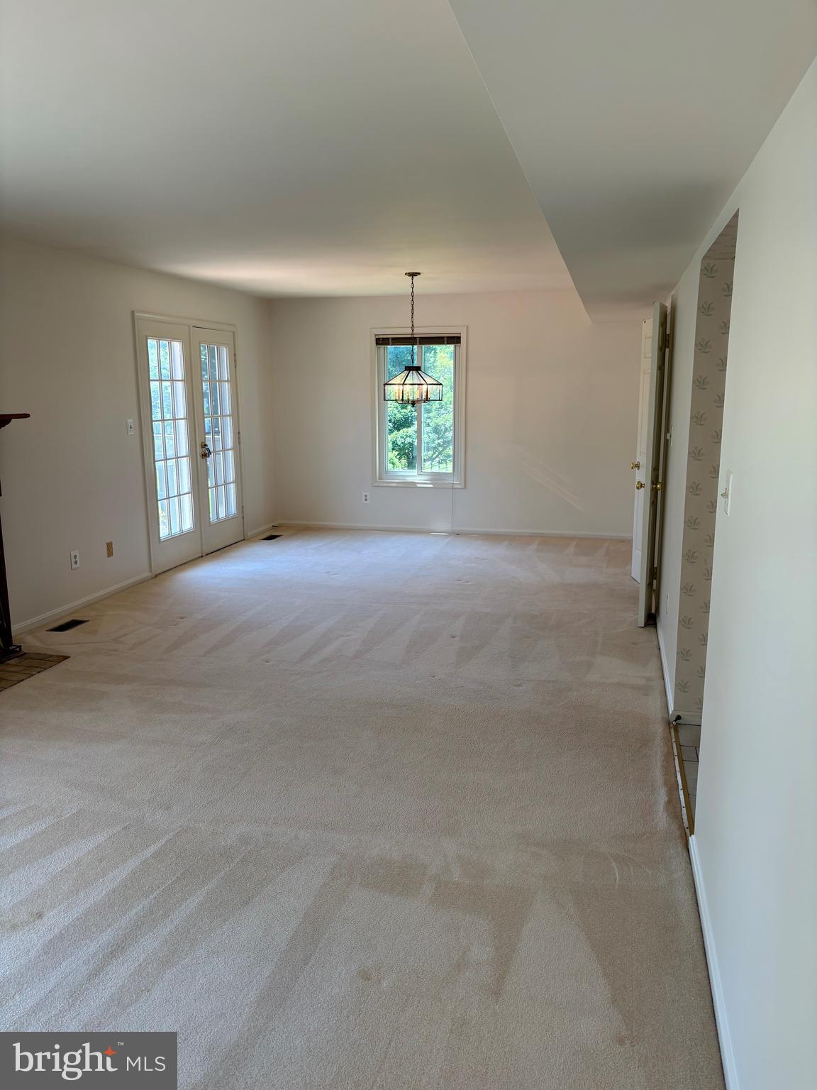 HIGHLAND HALL - Residential