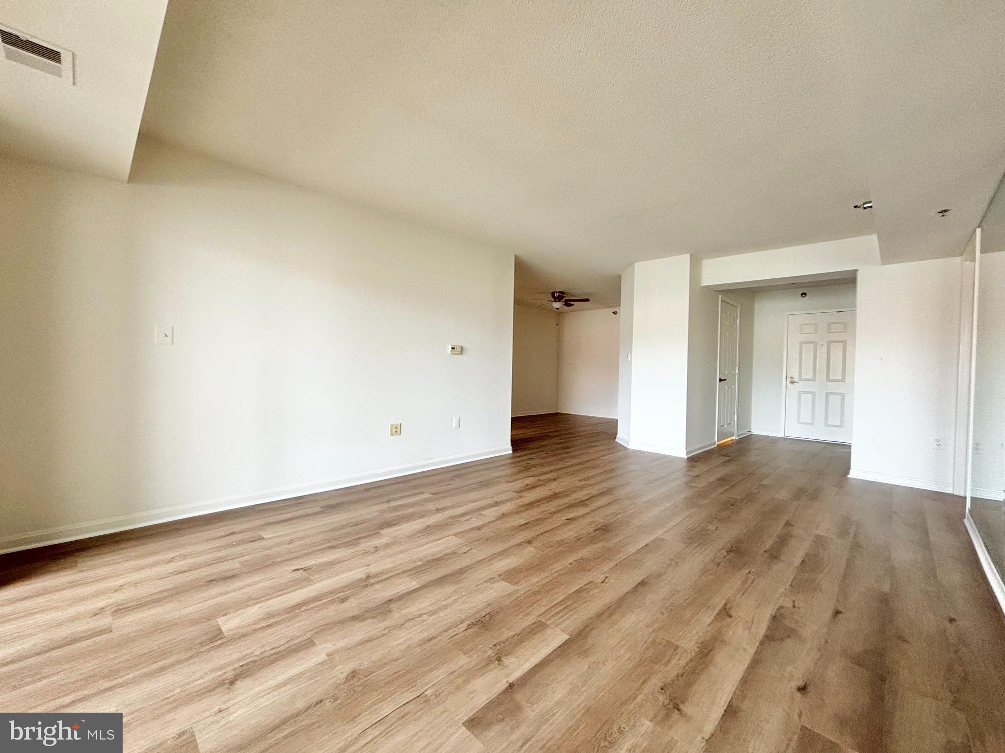 LEISURE WORLD - Residential