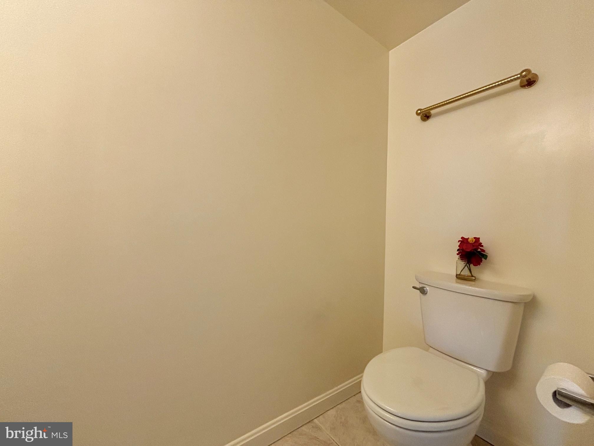 LEISURE WORLD - Residential