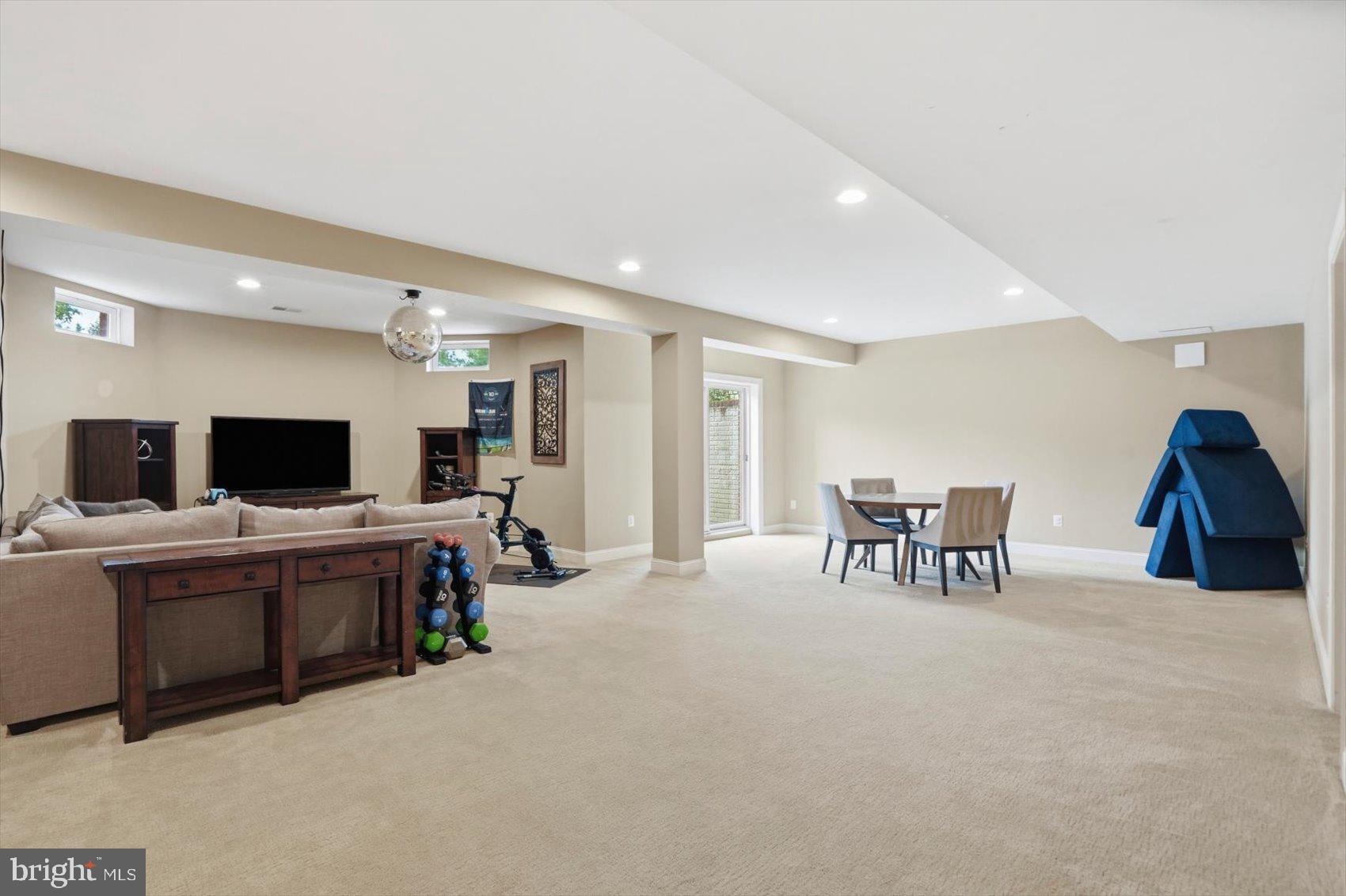WOODHOLME RESERVE - Residential