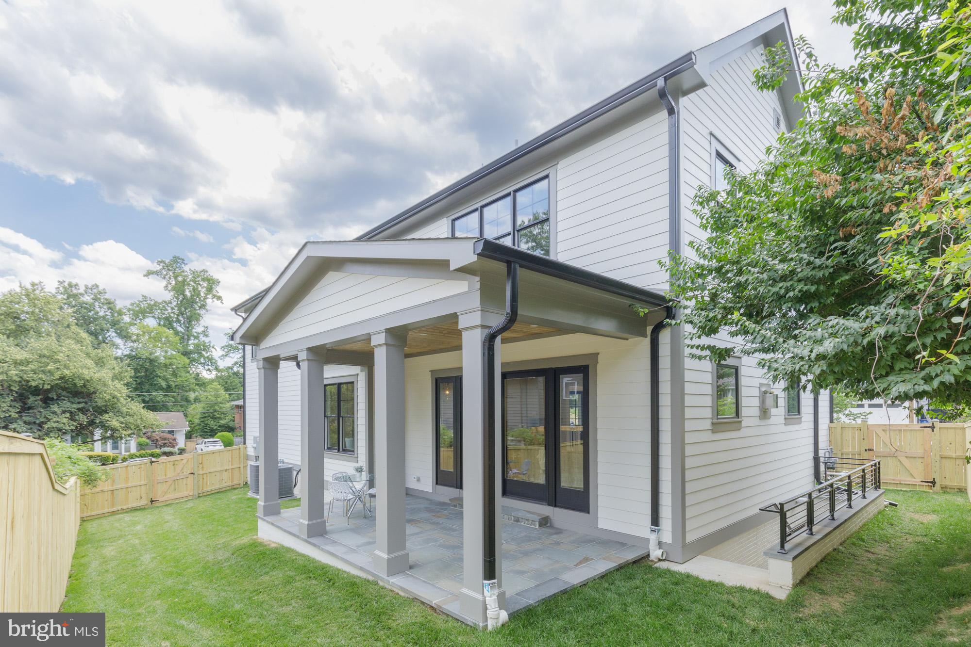 MERRIMACK PARK - Residential