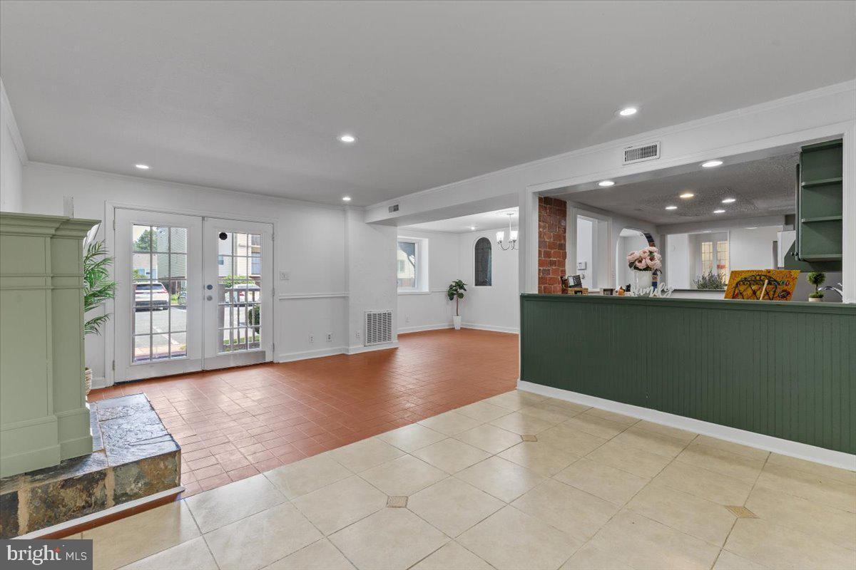 STAFFORD MEADOWS - Residential