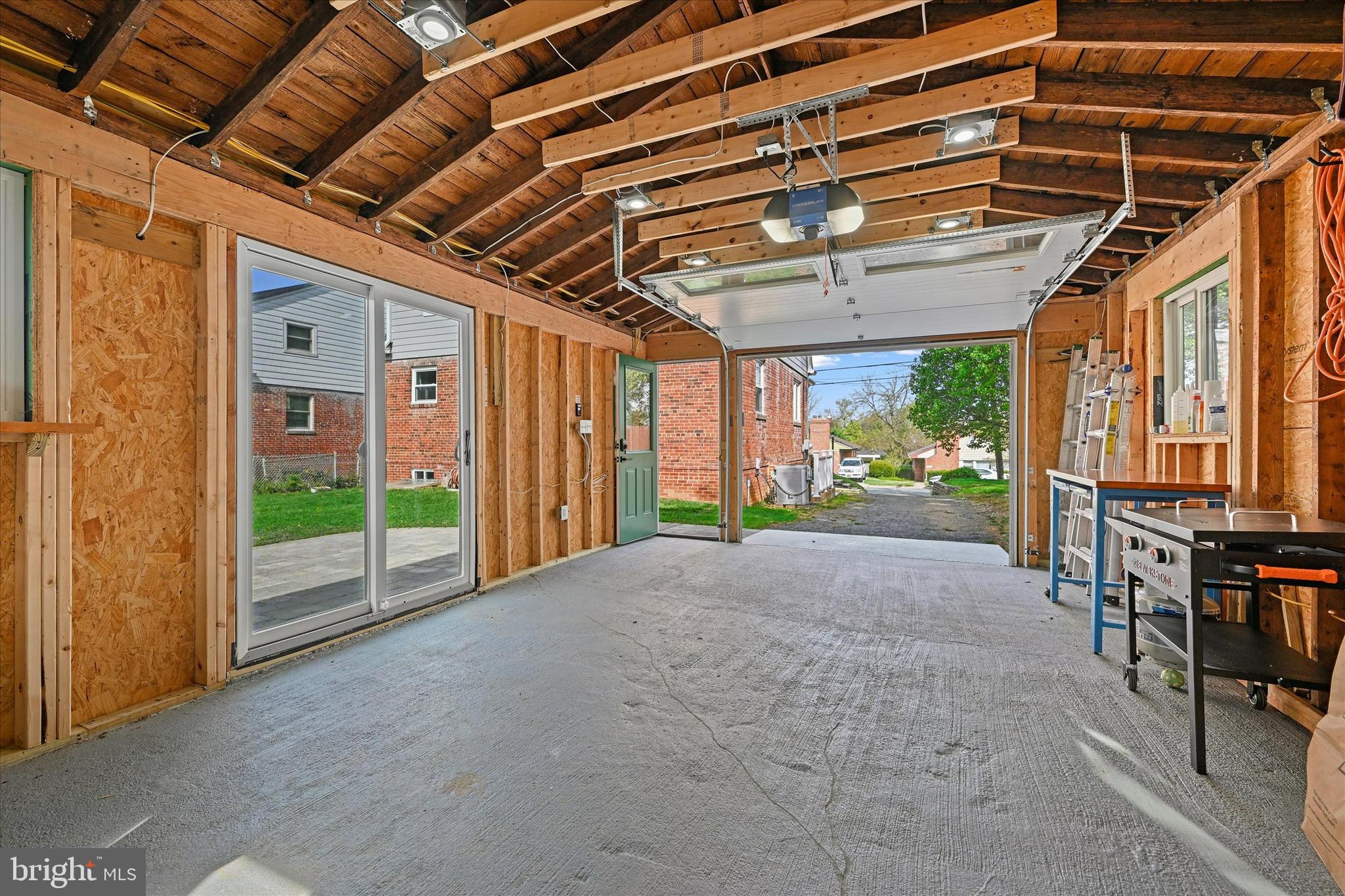 DAWN VILLAGE - Residential