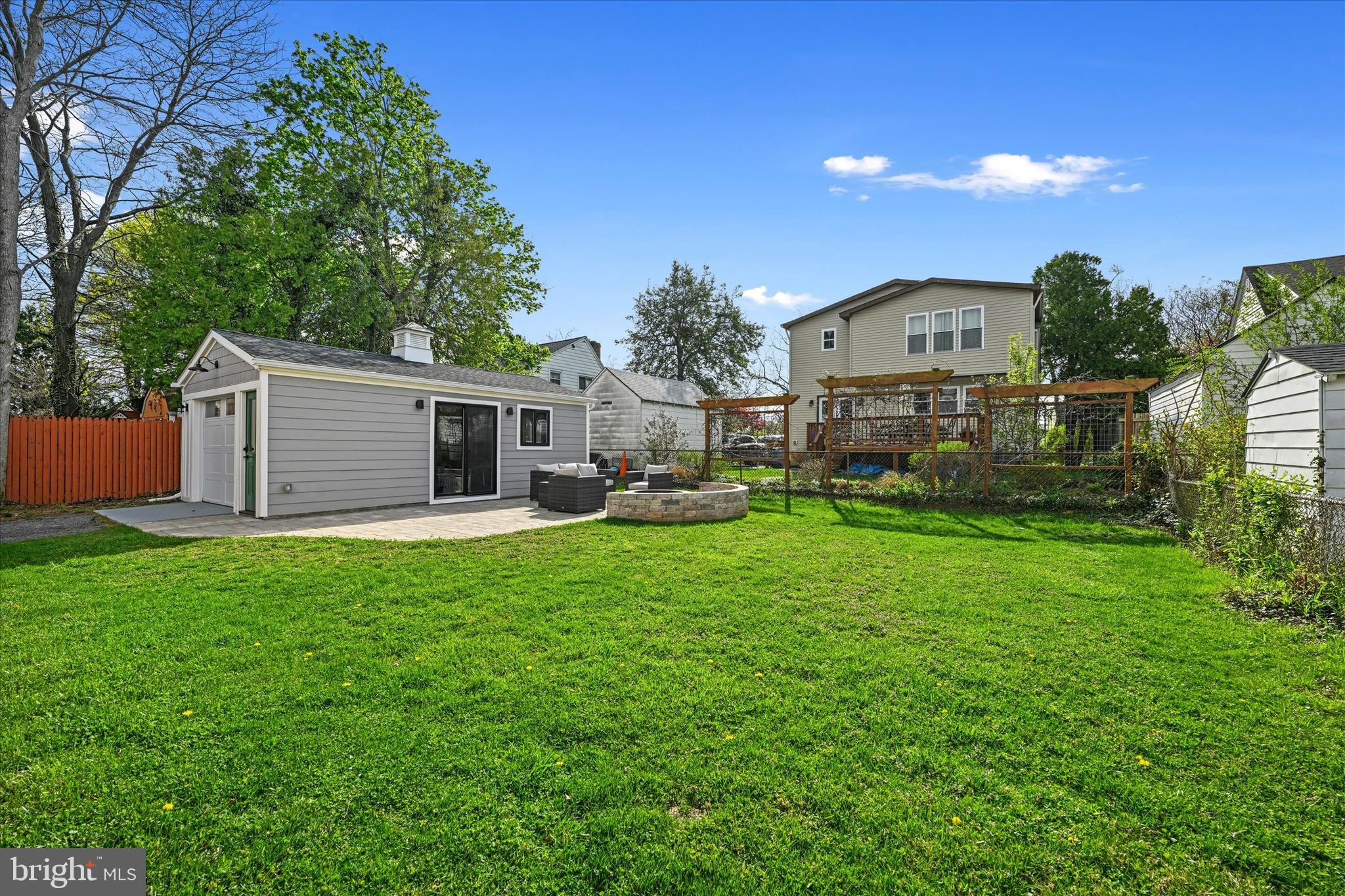 DAWN VILLAGE - Residential