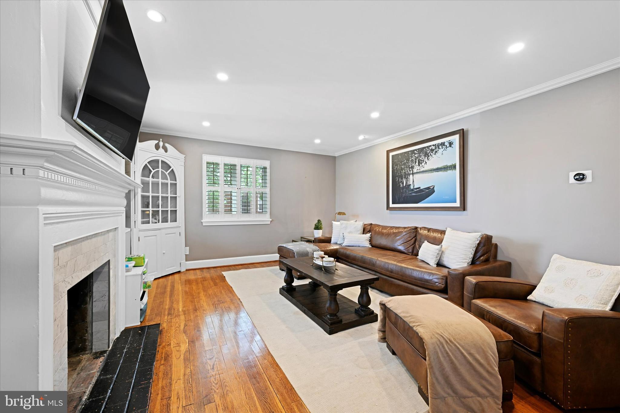 DAWN VILLAGE - Residential