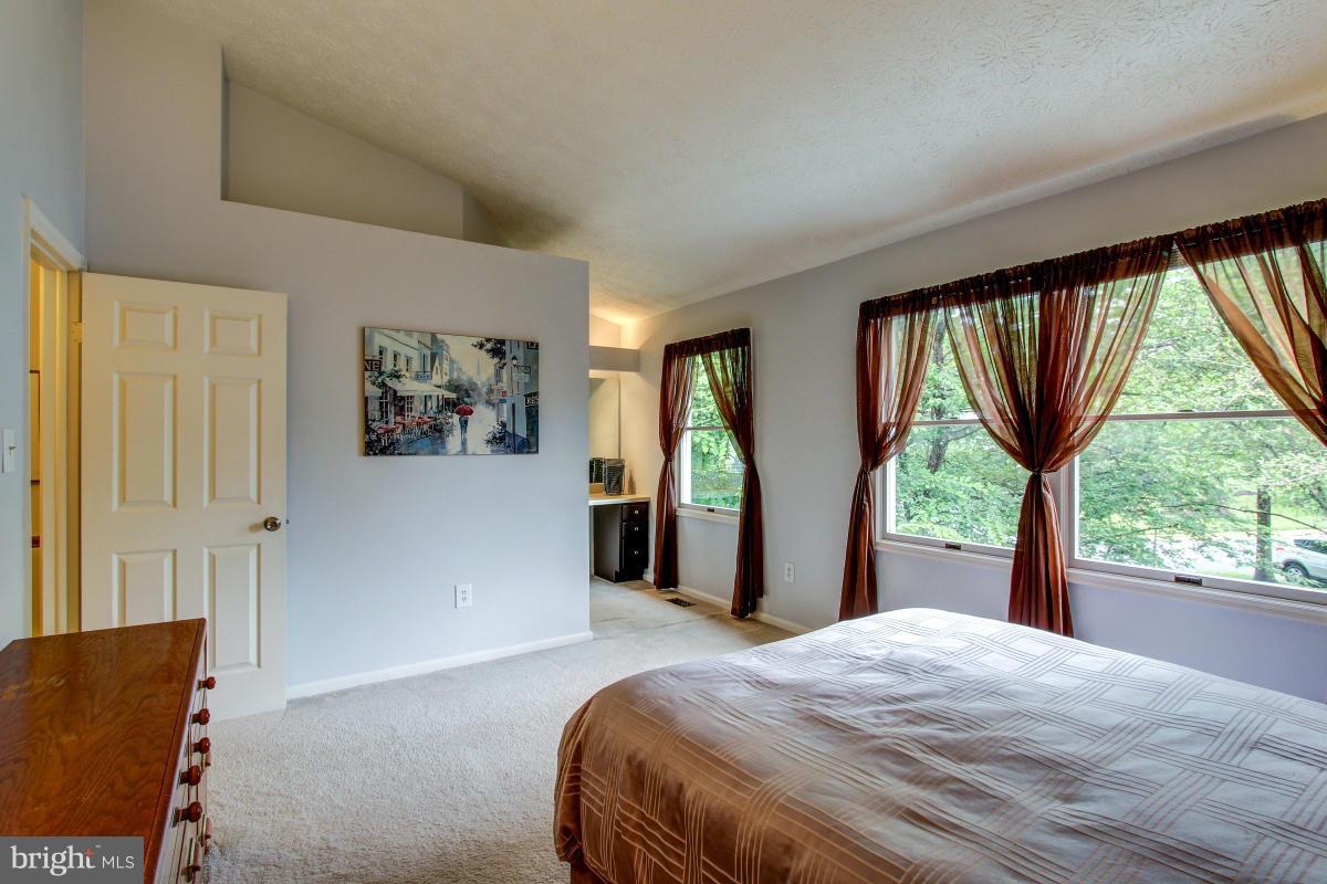 GUNNERS LAKE VILLAGE - Residential