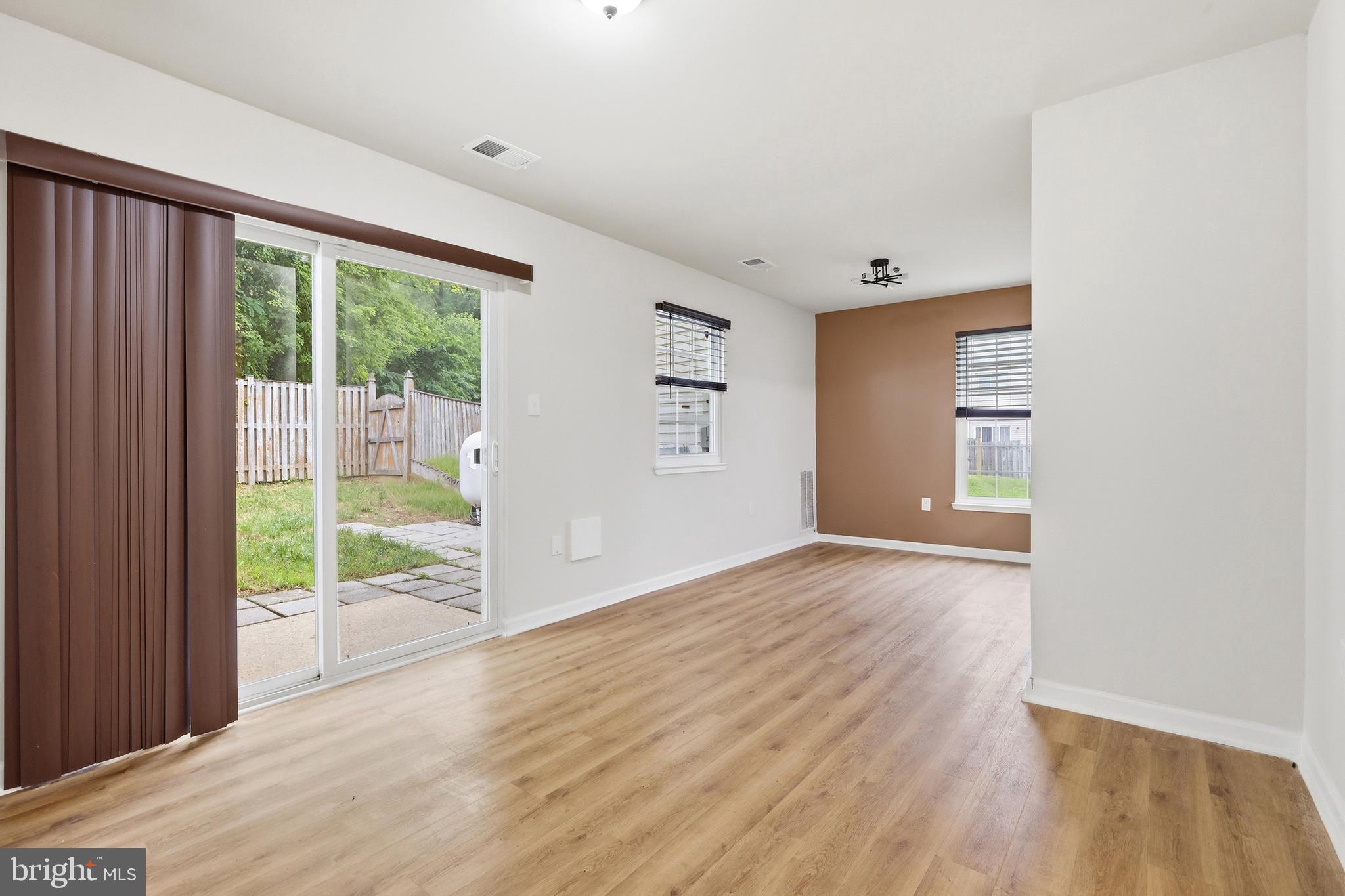 WILLOW HILLS- RESUB PARC - Residential