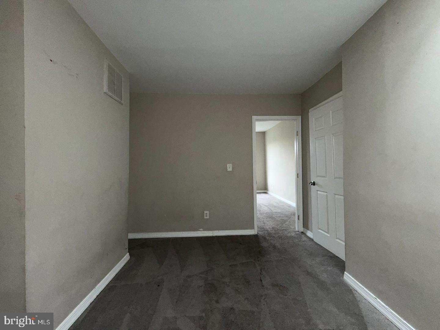 HIGHLANDTOWN - Residential