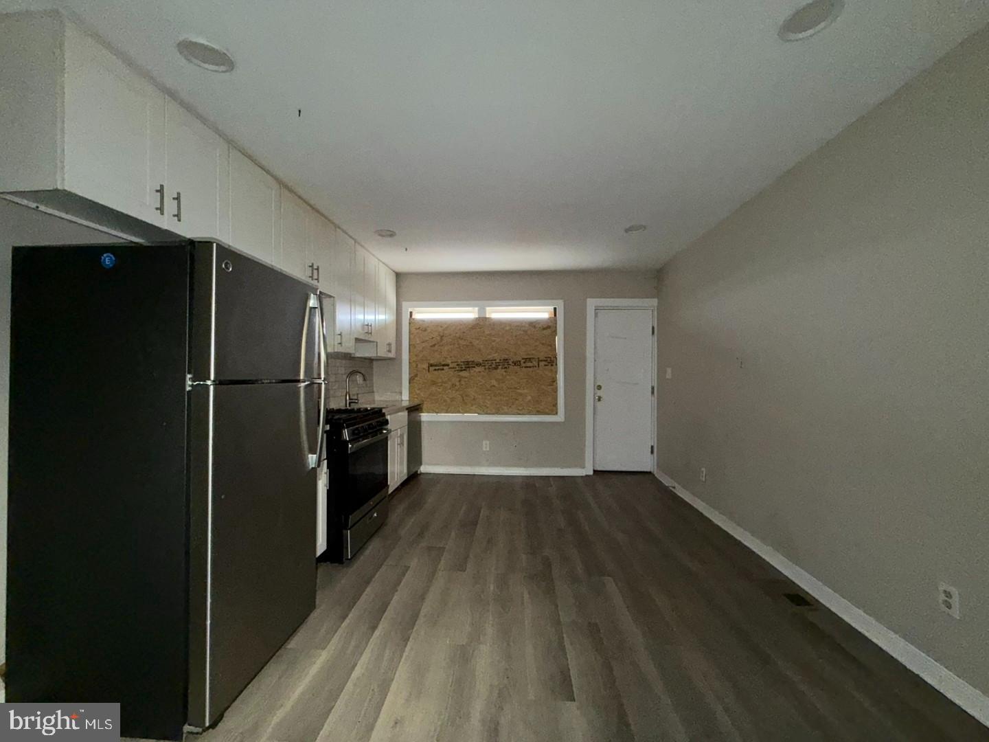 HIGHLANDTOWN - Residential