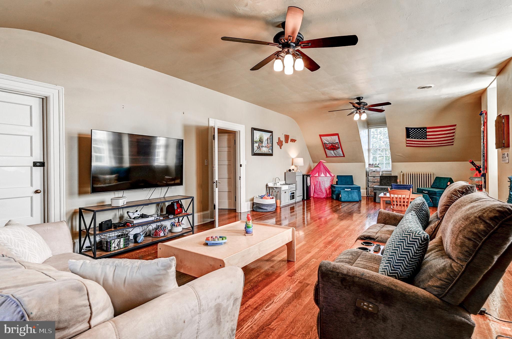 GUILFORD HISTORIC DISTRICT - Residential