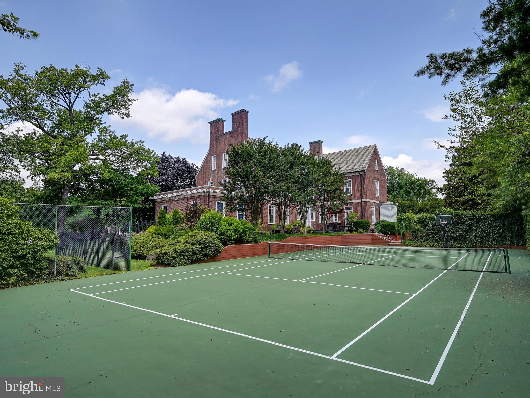 GUILFORD HISTORIC DISTRICT - Residential