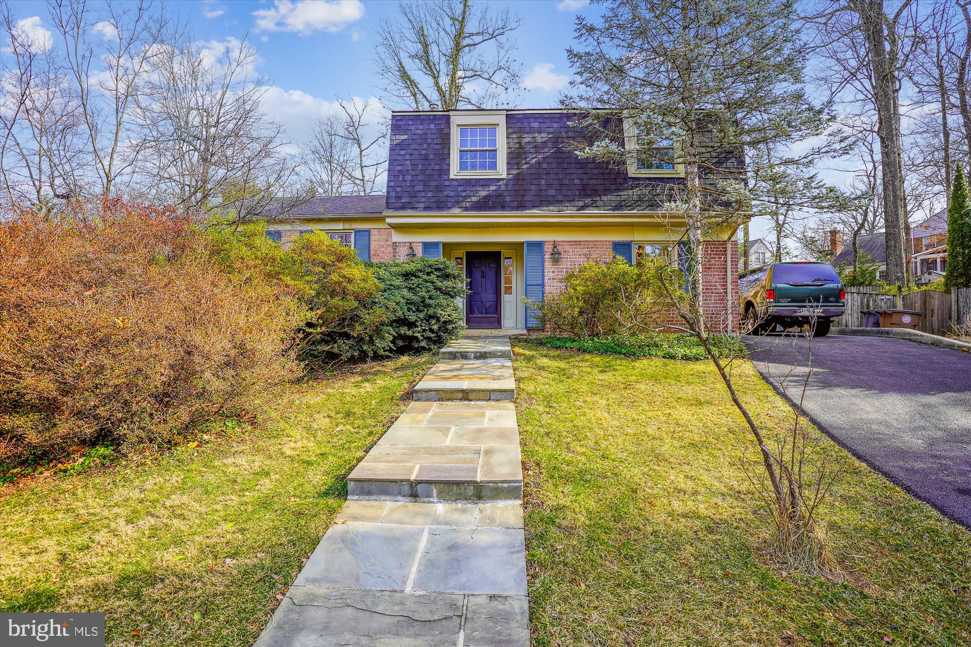 POTOMAC WOODS - Residential Lease