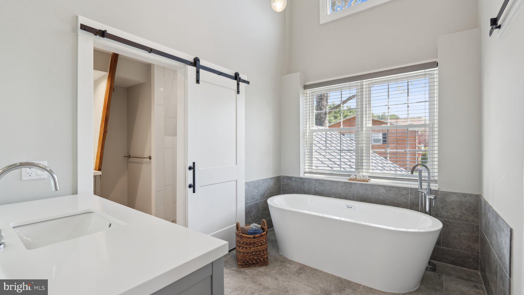 GREENFIELDS - Residential