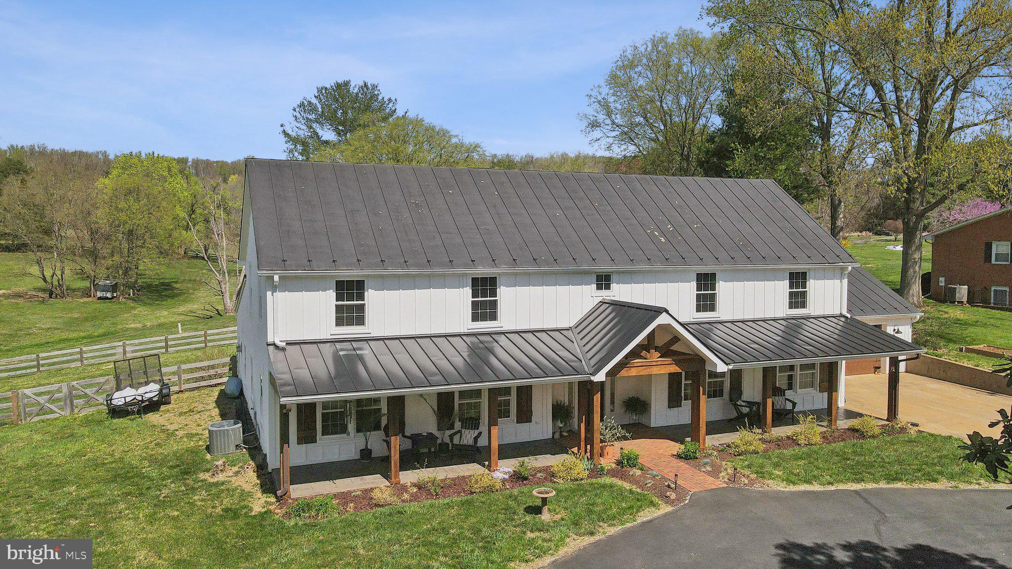 GREENFIELDS - Residential