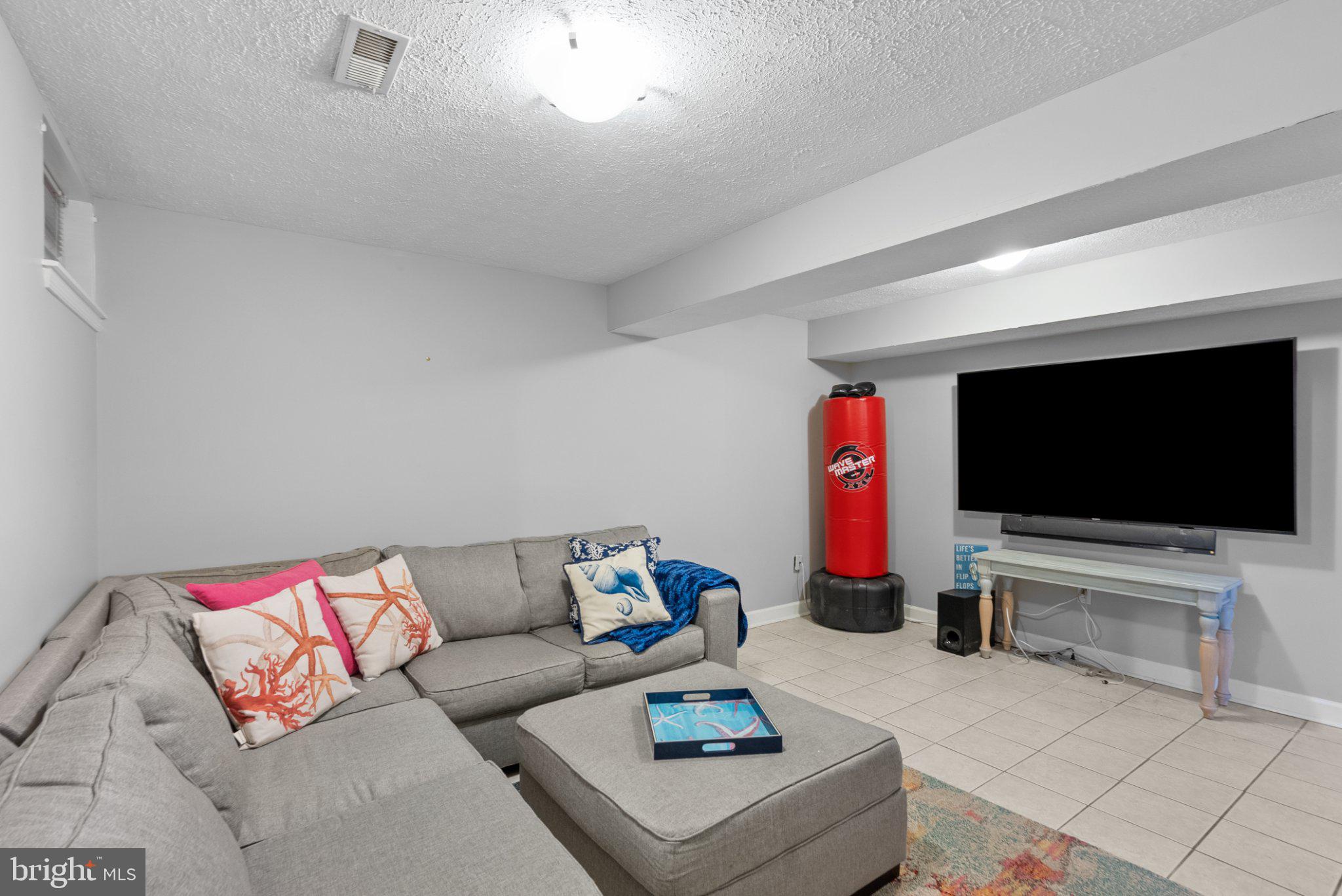 SAYBROOKE - Residential