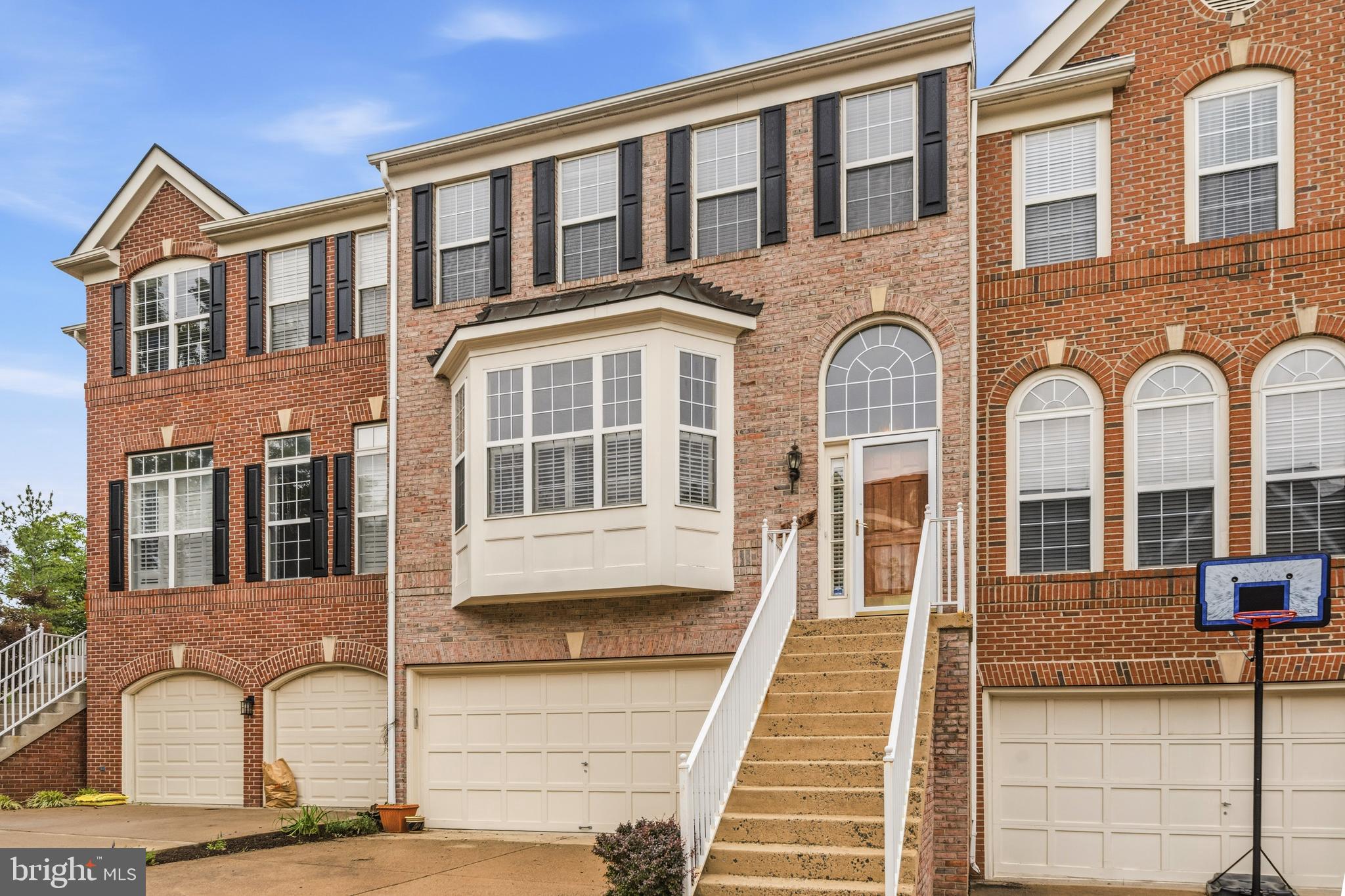 NORTHLAKE - Residential