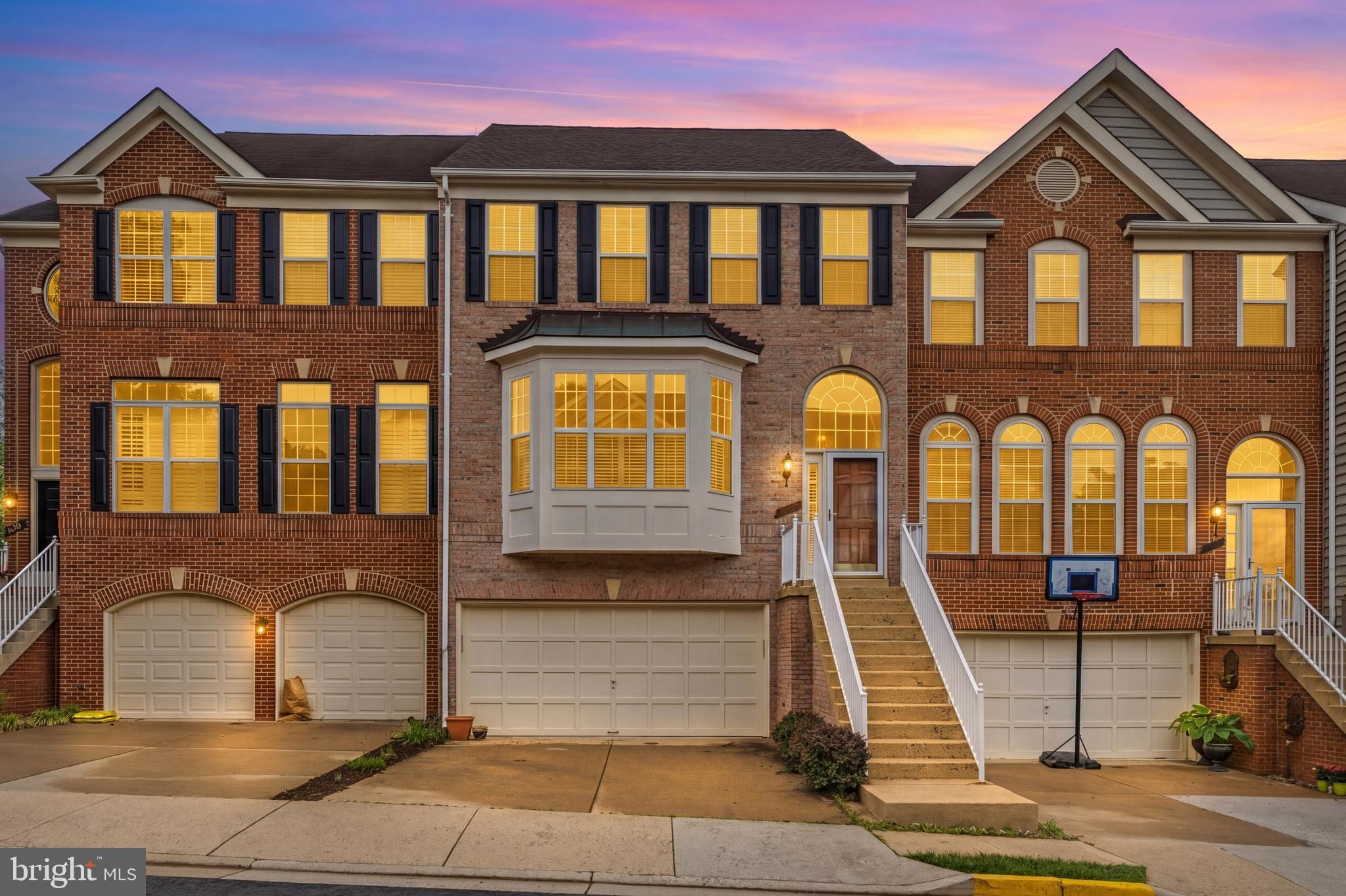 NORTHLAKE - Residential