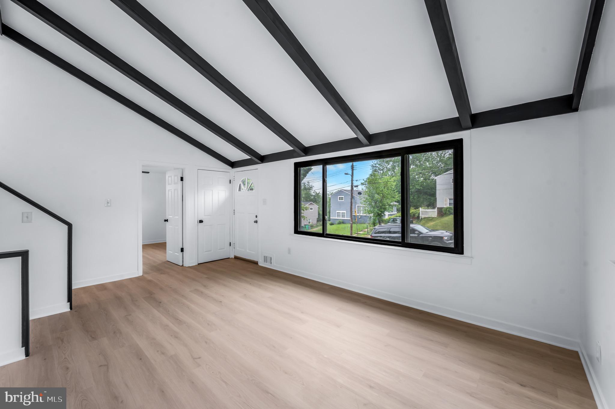 OXON HILL - Residential