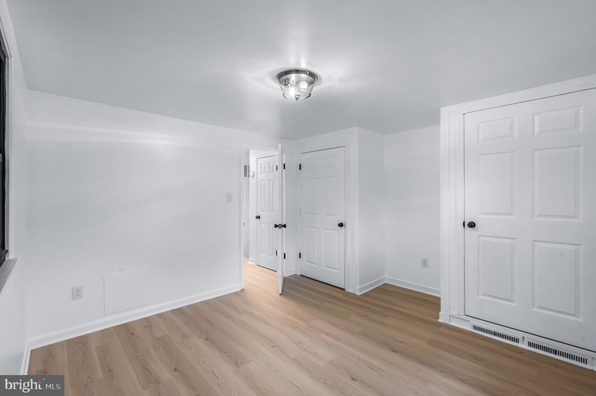 OXON HILL - Residential