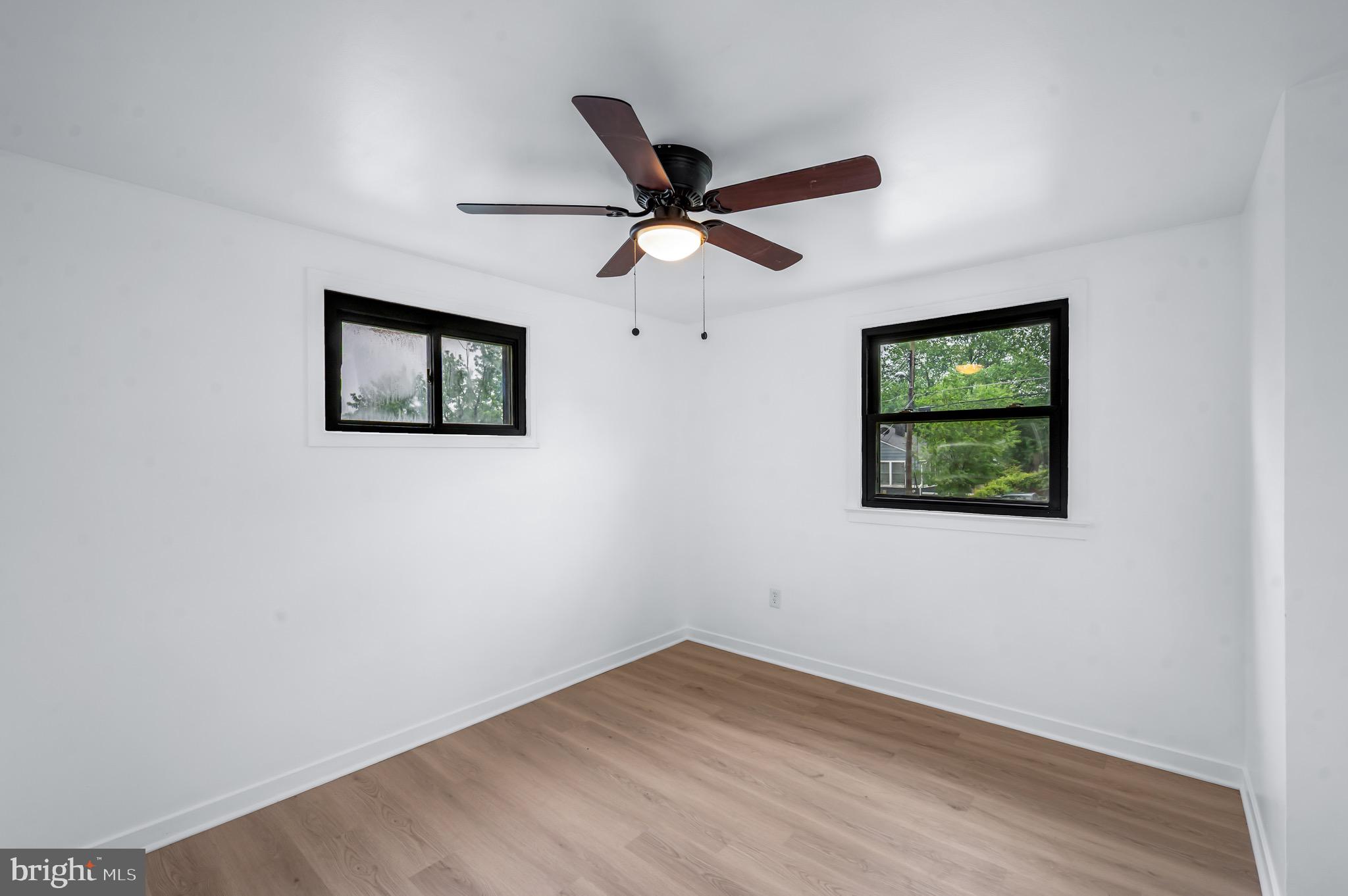 OXON HILL - Residential