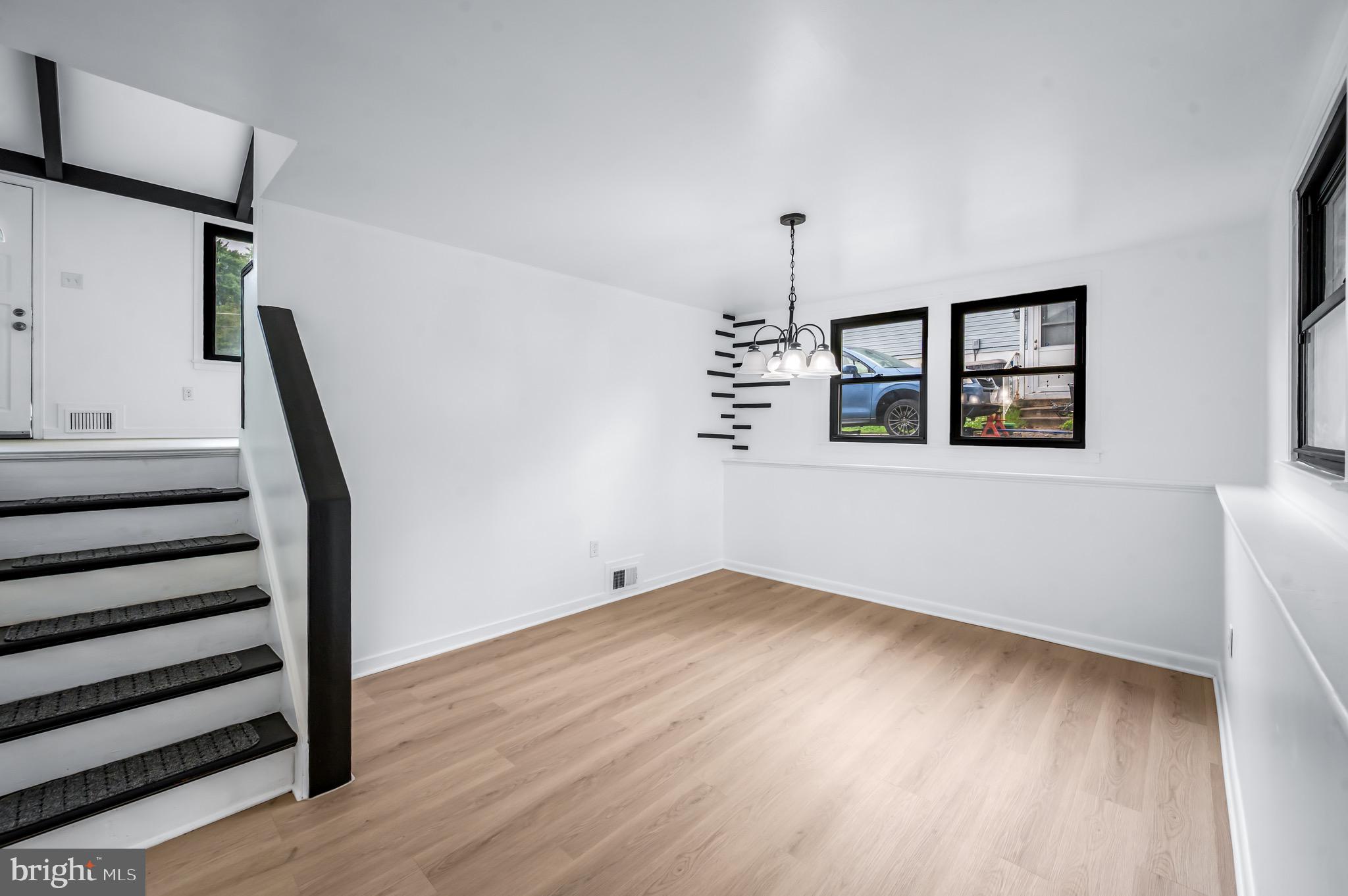 OXON HILL - Residential