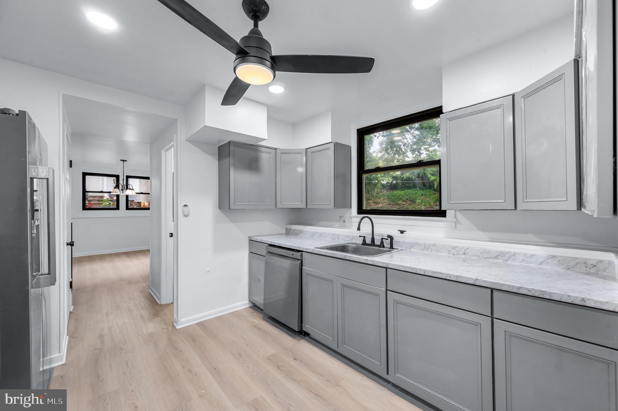 OXON HILL - Residential