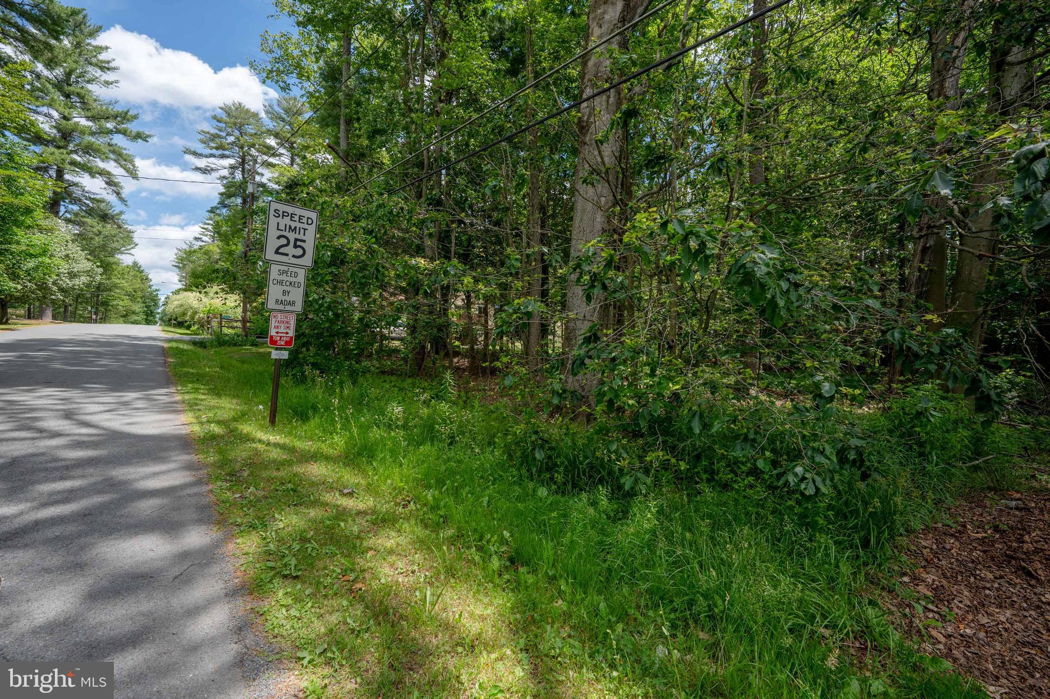 GREENWOOD ACRES - Residential