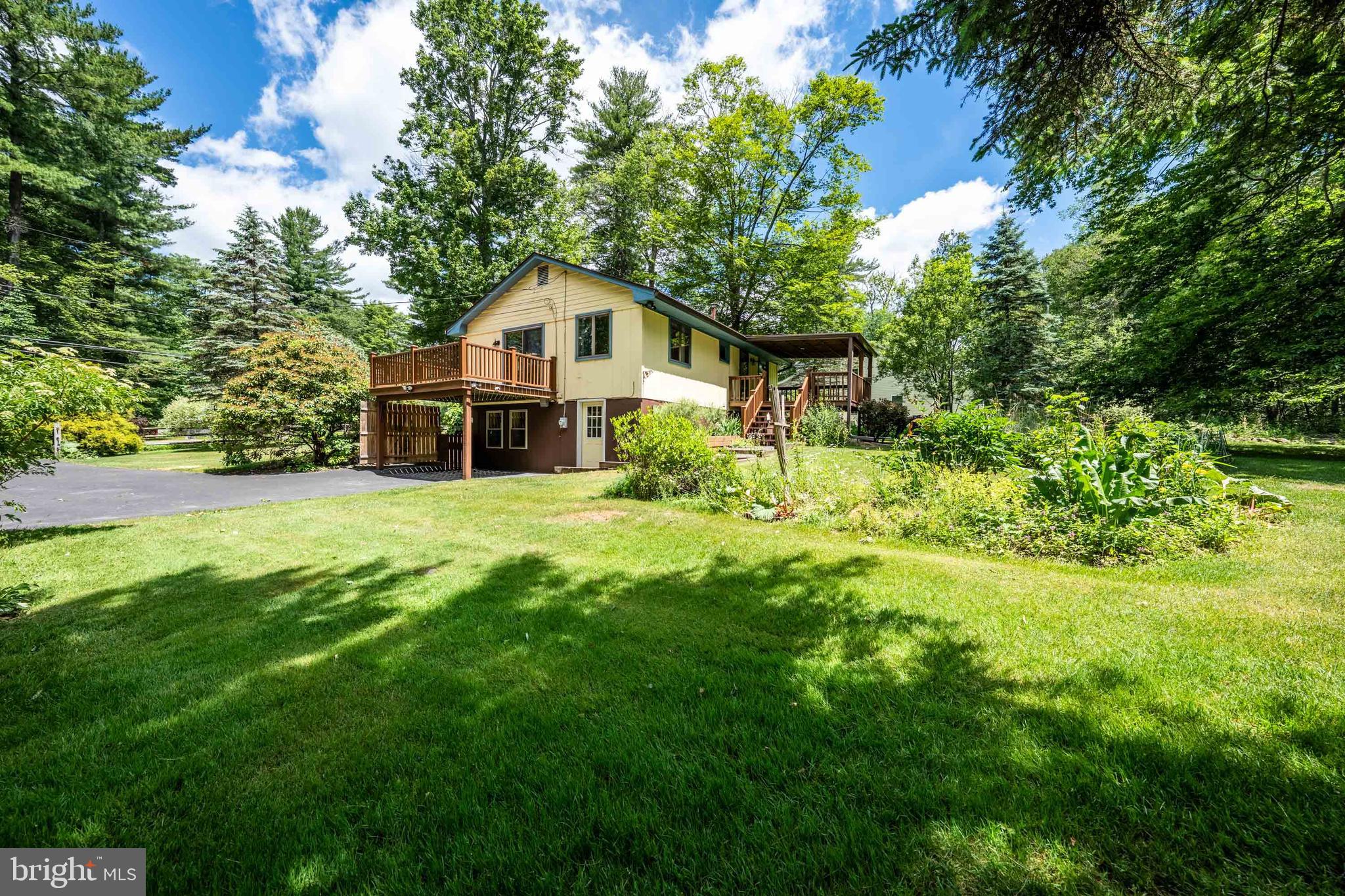 GREENWOOD ACRES - Residential