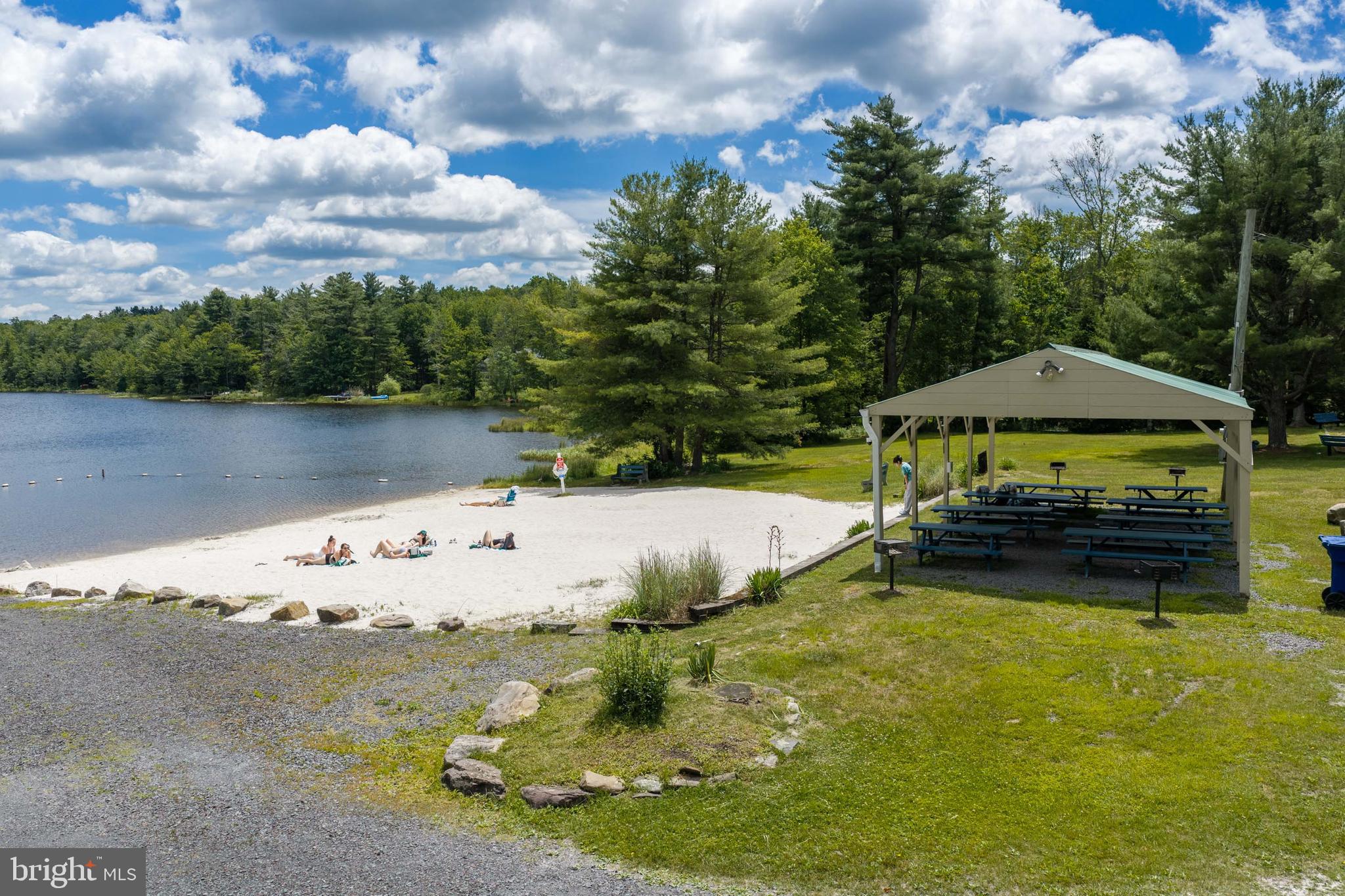 GREENWOOD ACRES - Residential