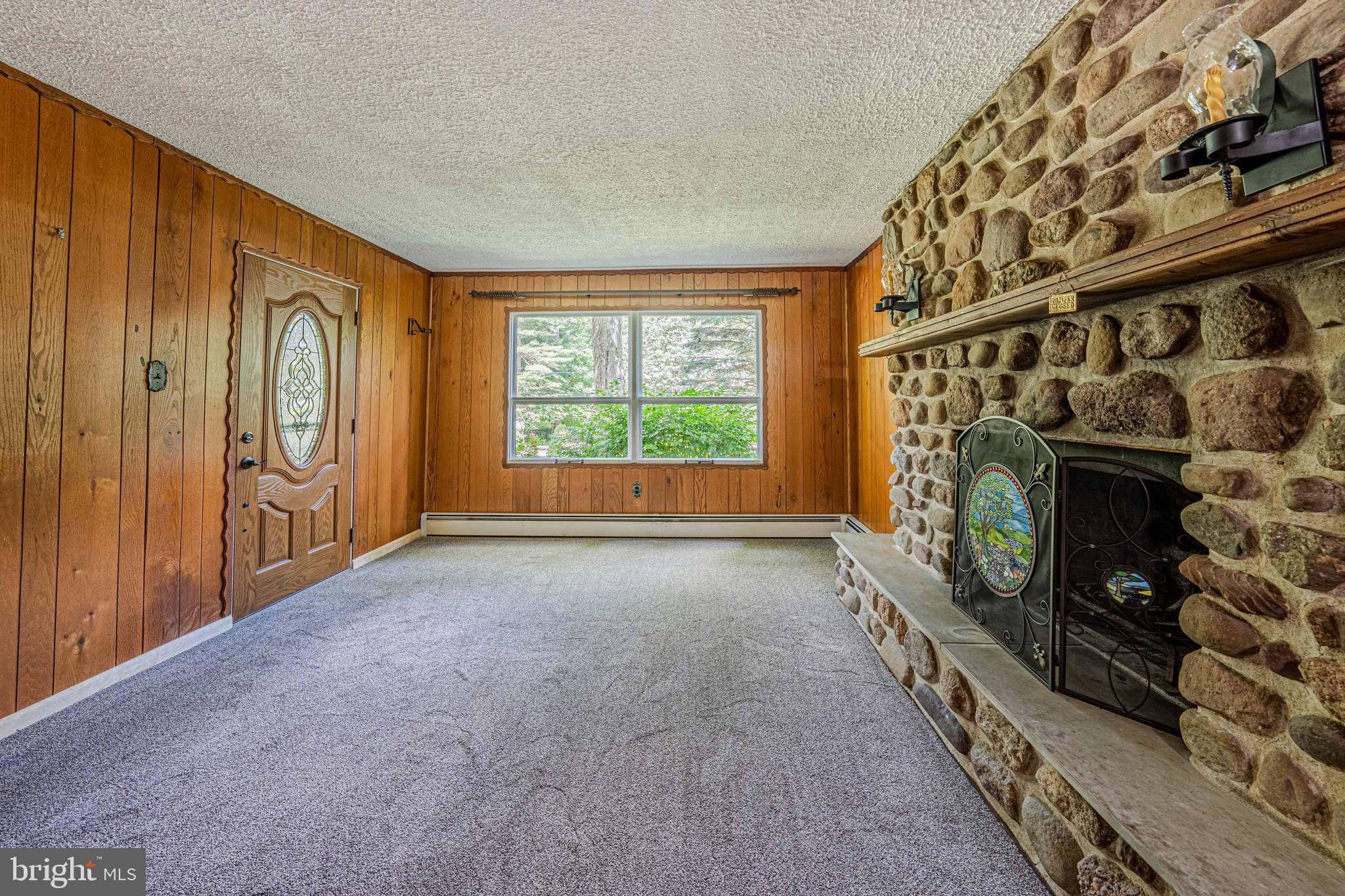 GREENWOOD ACRES - Residential