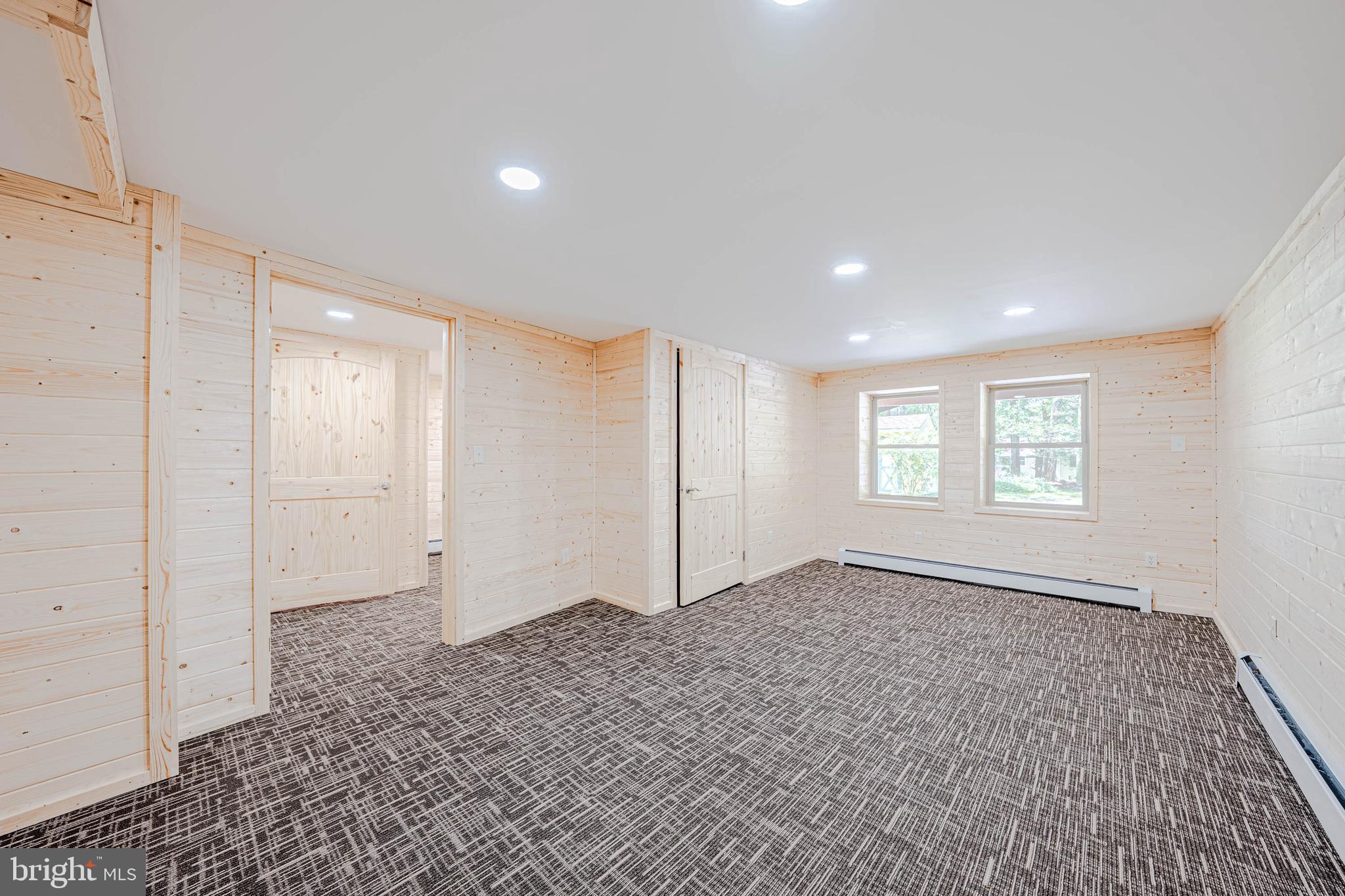 GREENWOOD ACRES - Residential