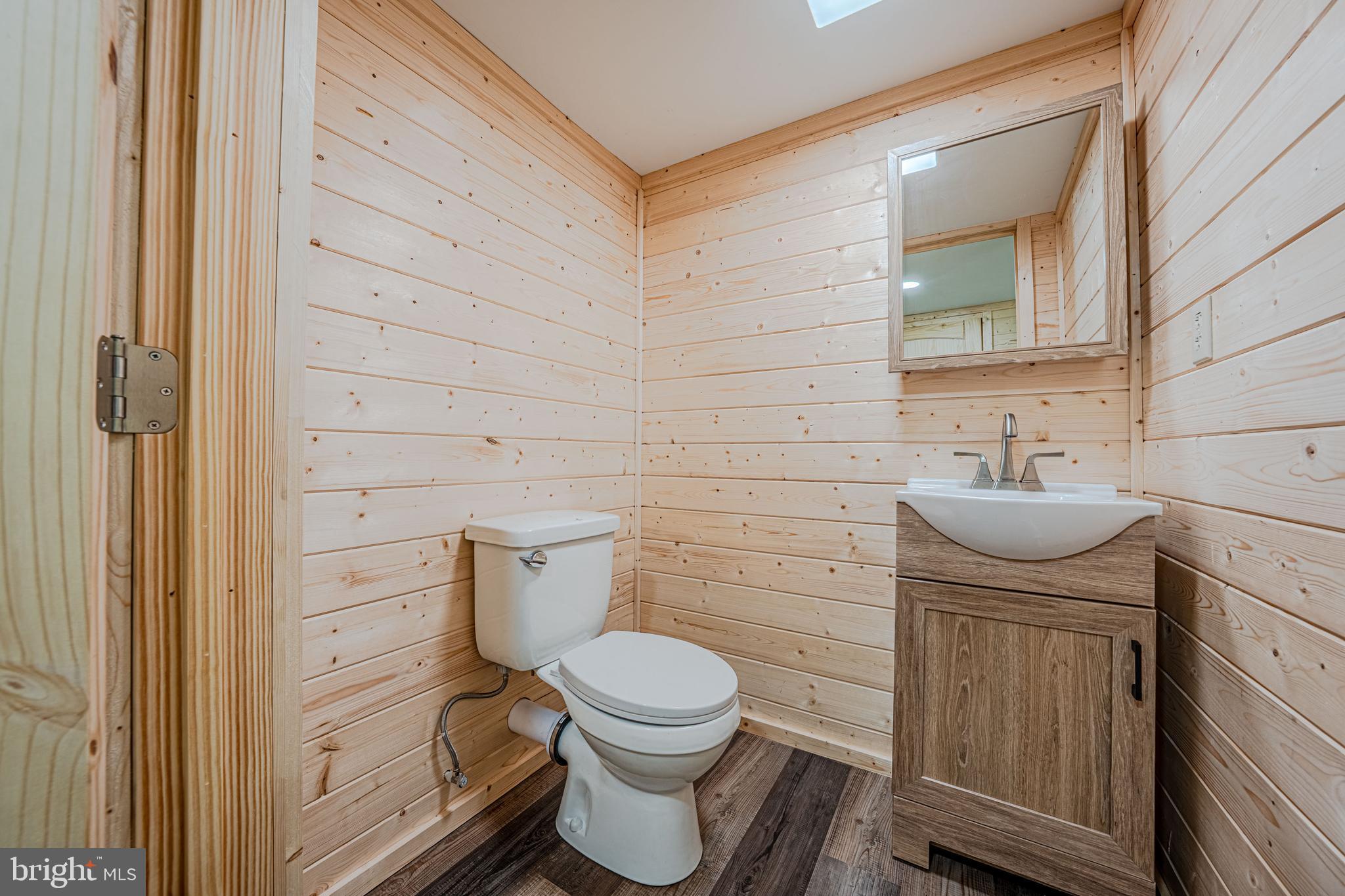 GREENWOOD ACRES - Residential