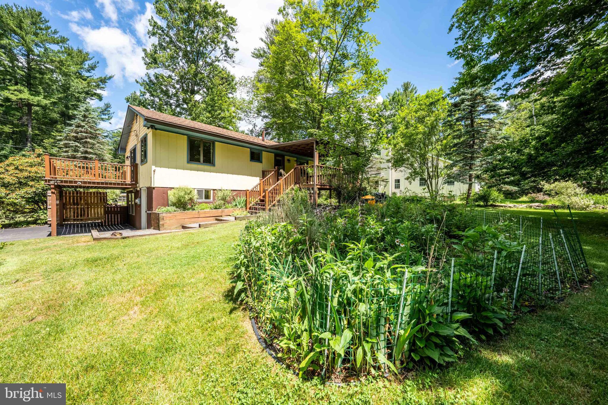 GREENWOOD ACRES - Residential