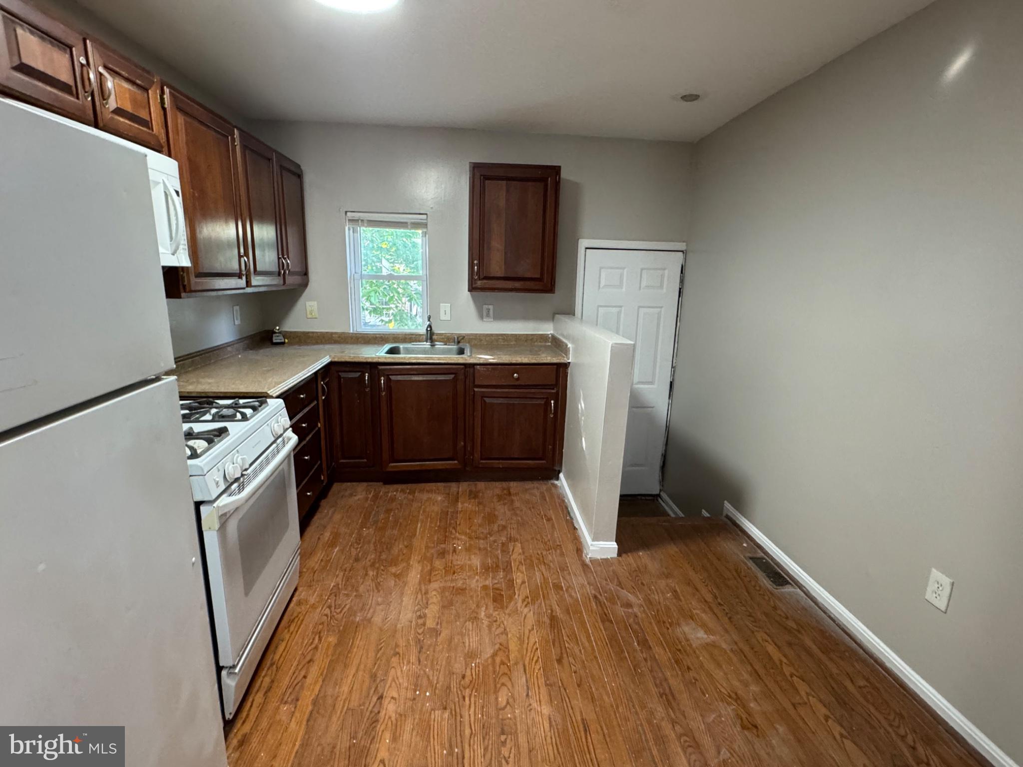 WASHINGTON VILLAGE - Residential