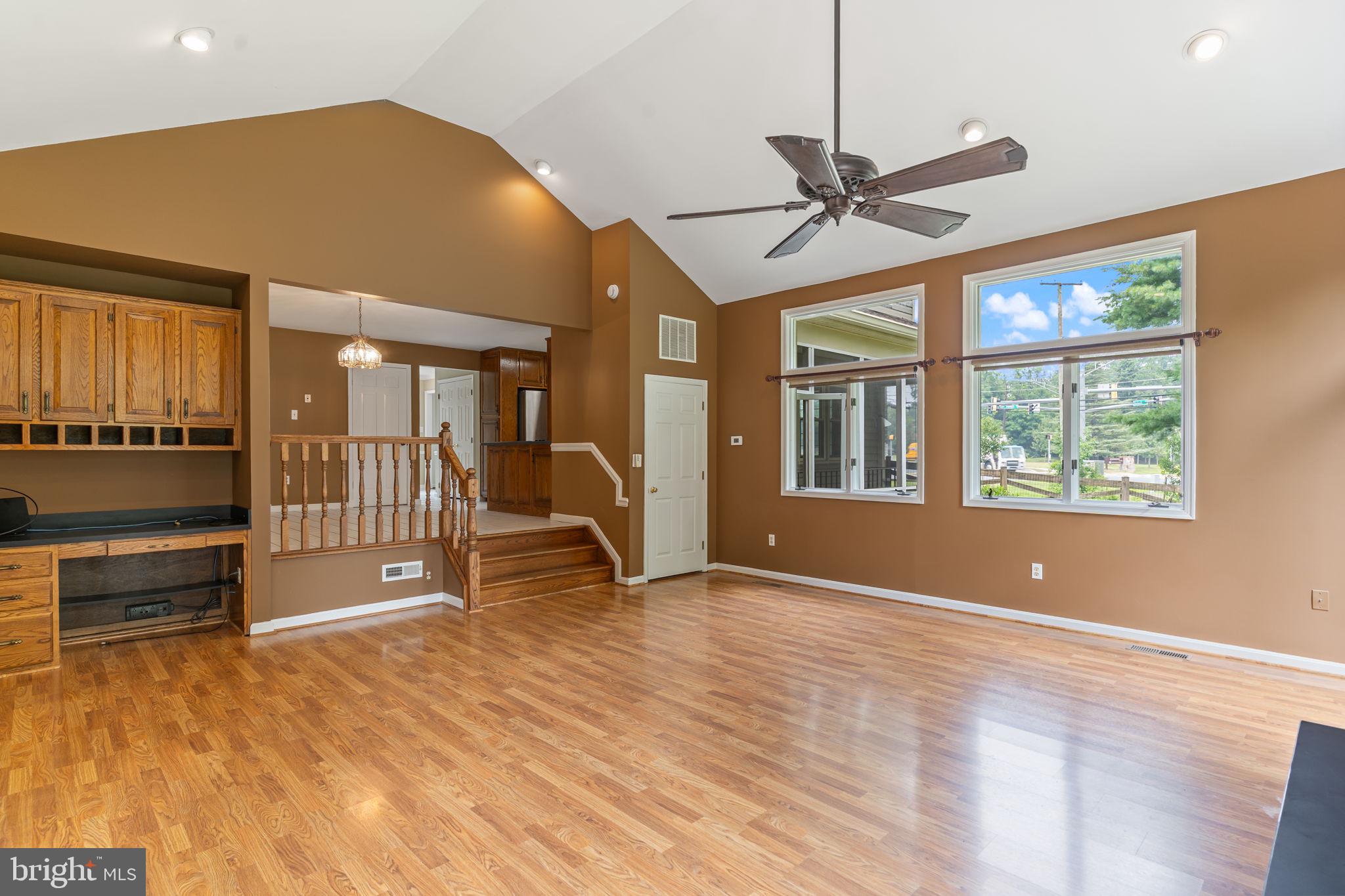 NORBECK HILLS - Residential