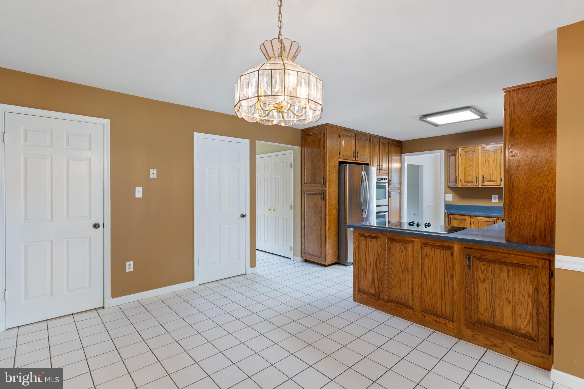 NORBECK HILLS - Residential