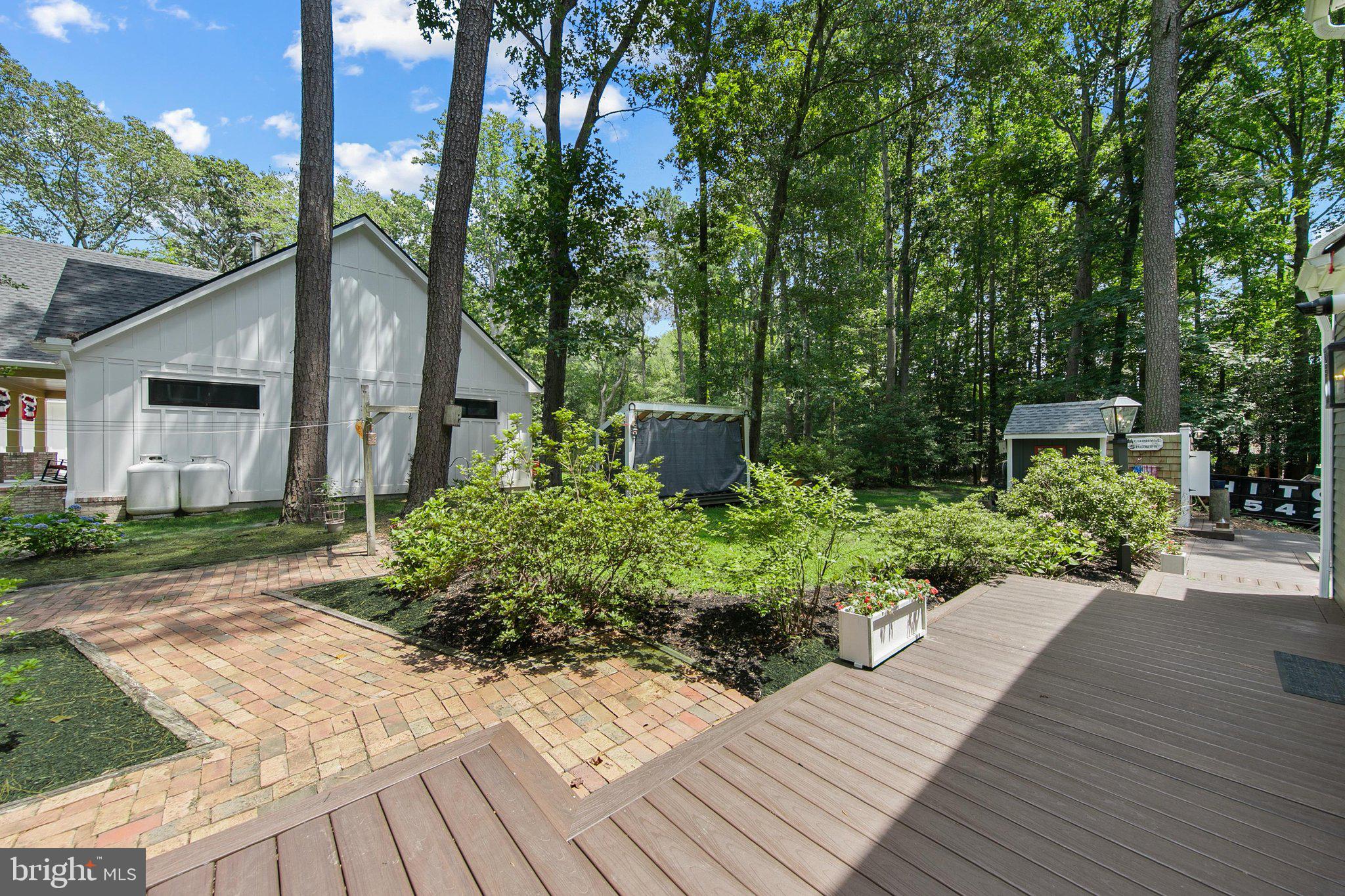 GANDER WOODS - Residential