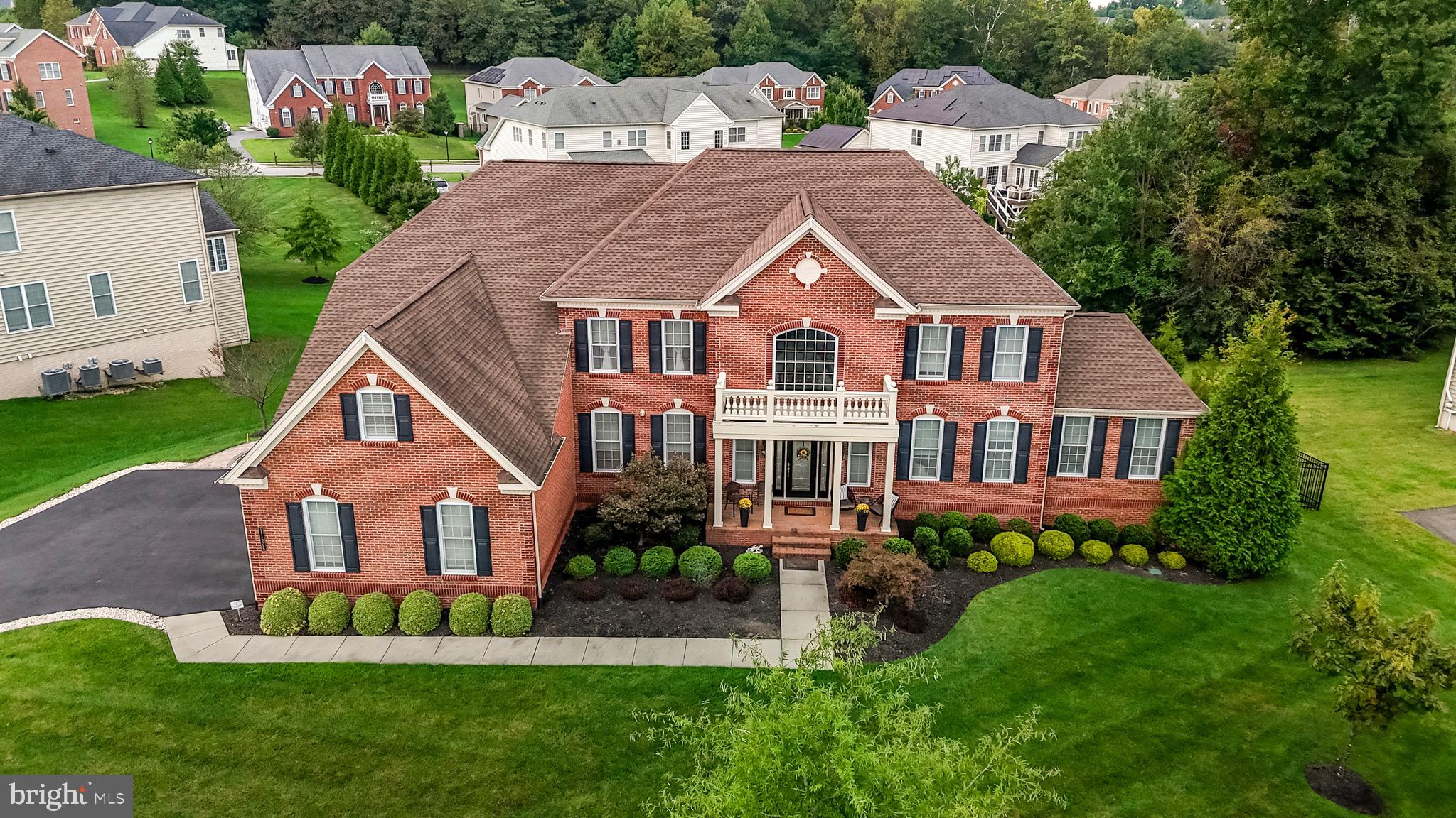 MARLBORO RIDGE - Residential