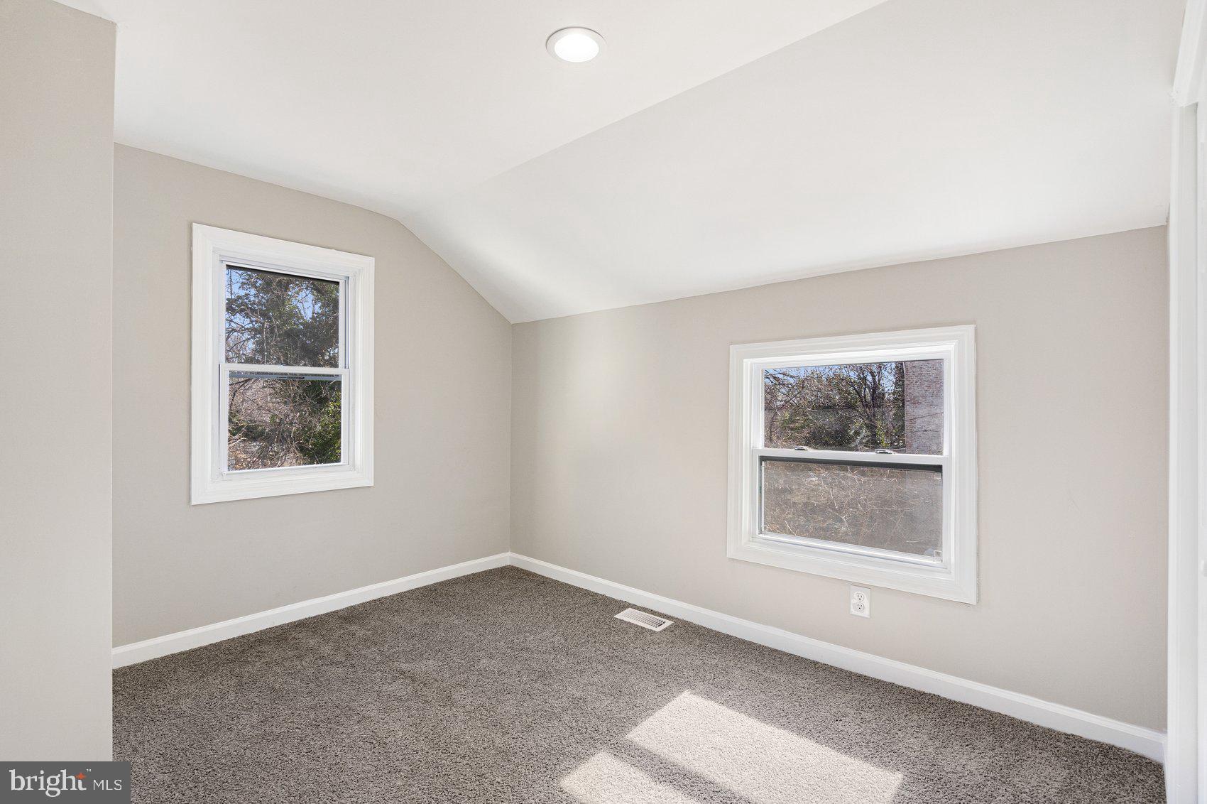 IRVINGTON - Residential