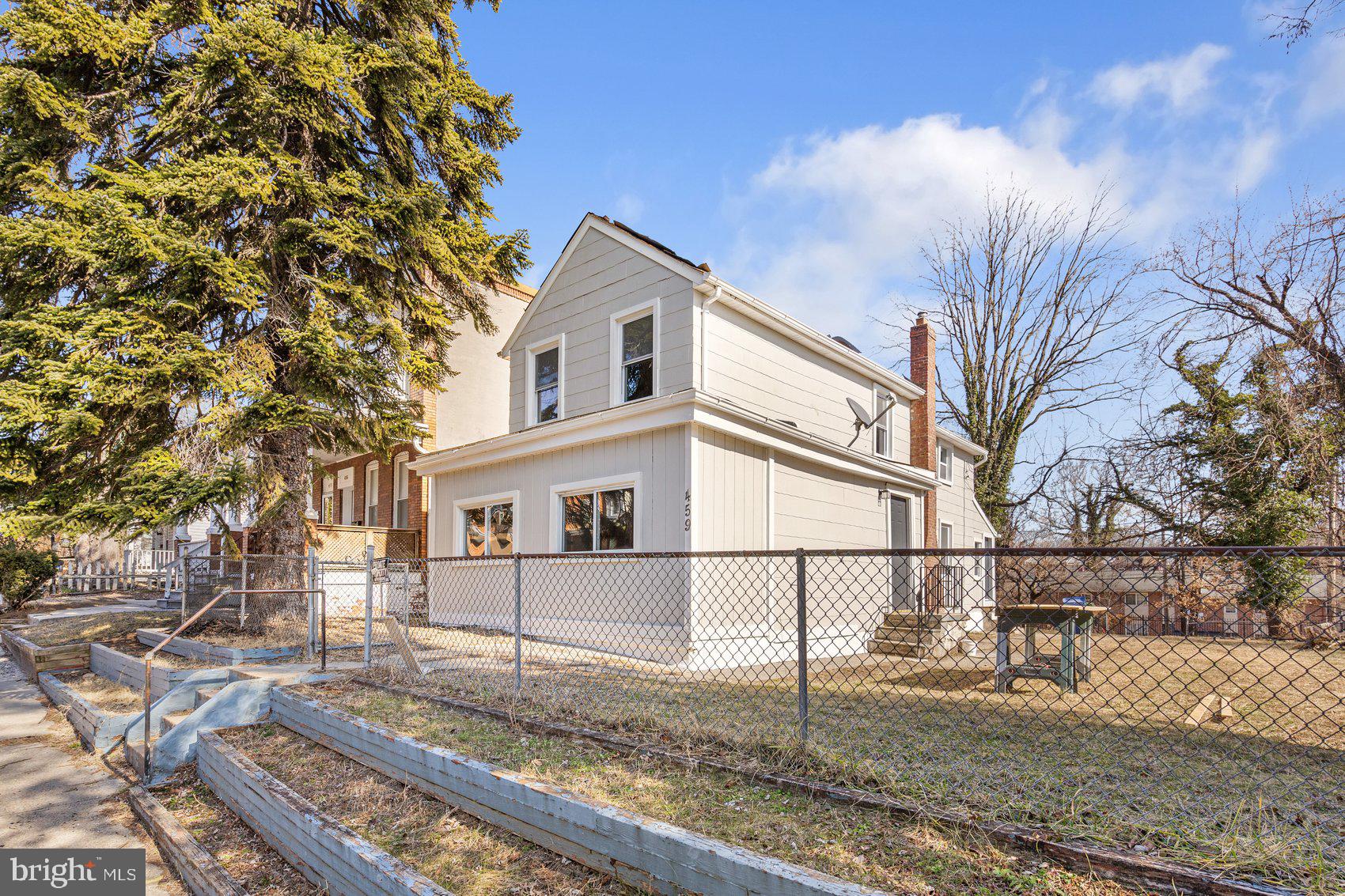 IRVINGTON - Residential