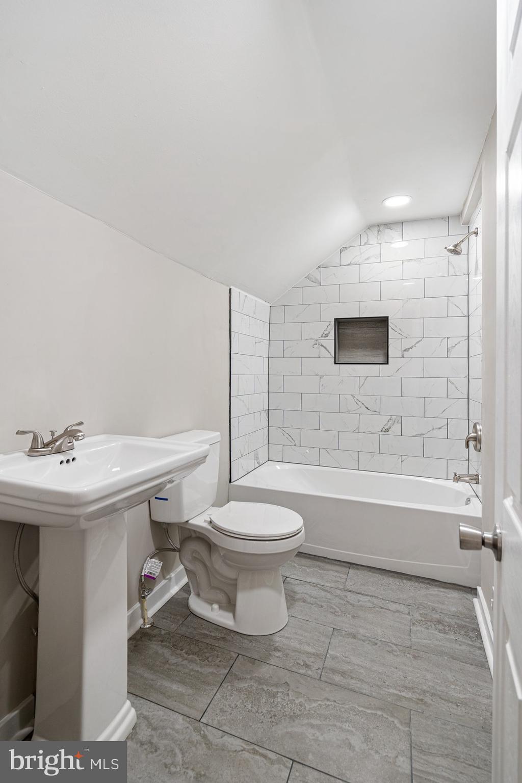 IRVINGTON - Residential