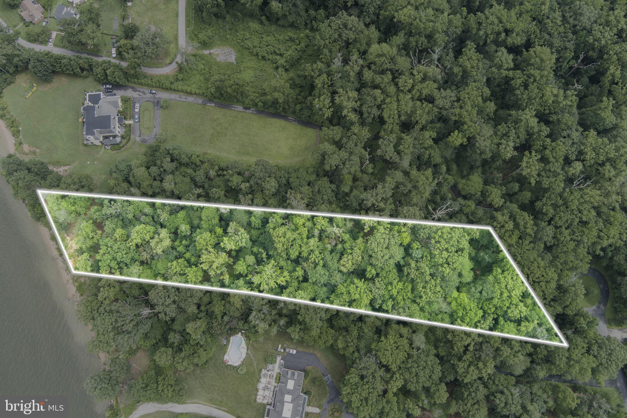 THE RESERVE - Land