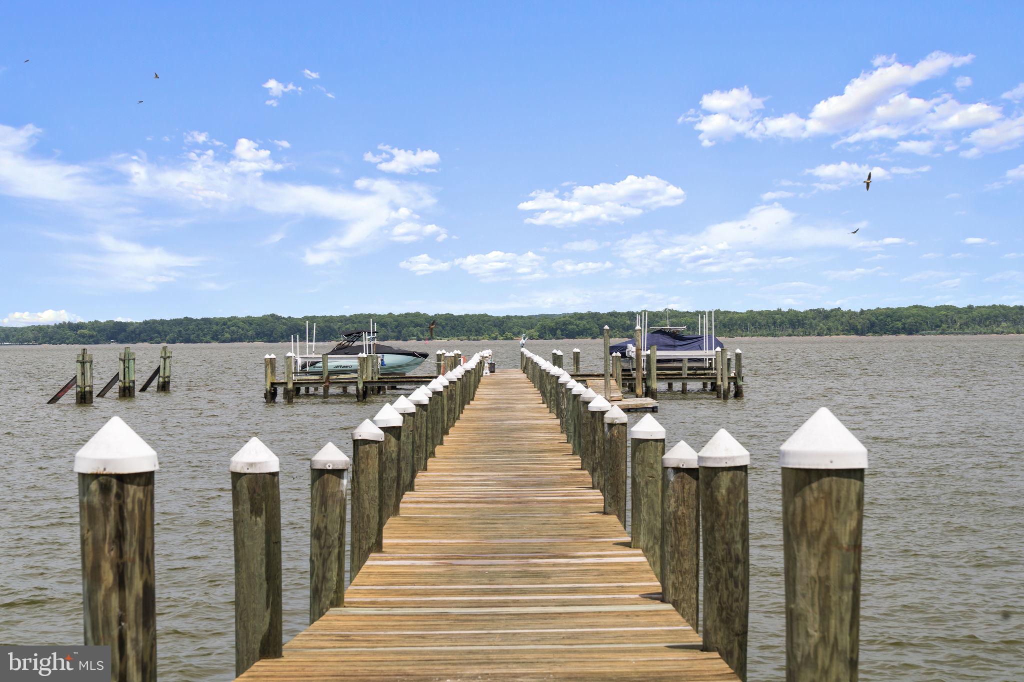 THE RESERVE - Land