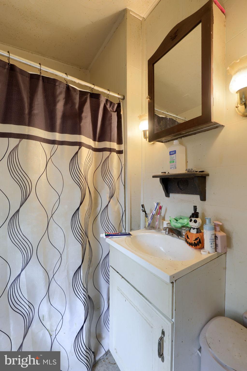 NONE AVAILABLE - Residential Income